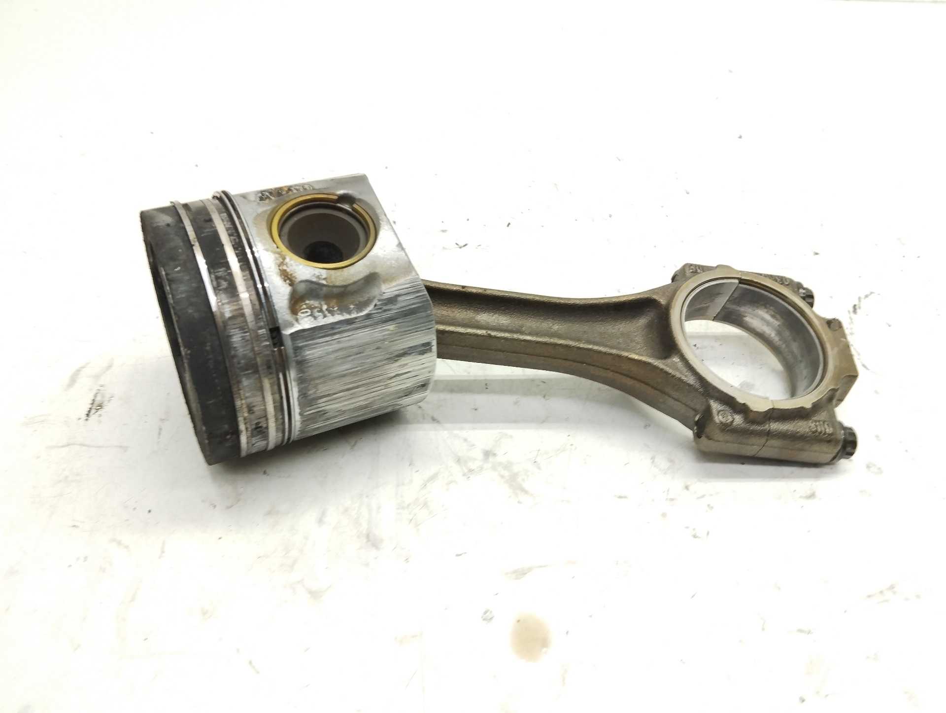 Recambio de piston para skoda octavia berlina (1z3) active referencia OEM IAM 038107065GC  