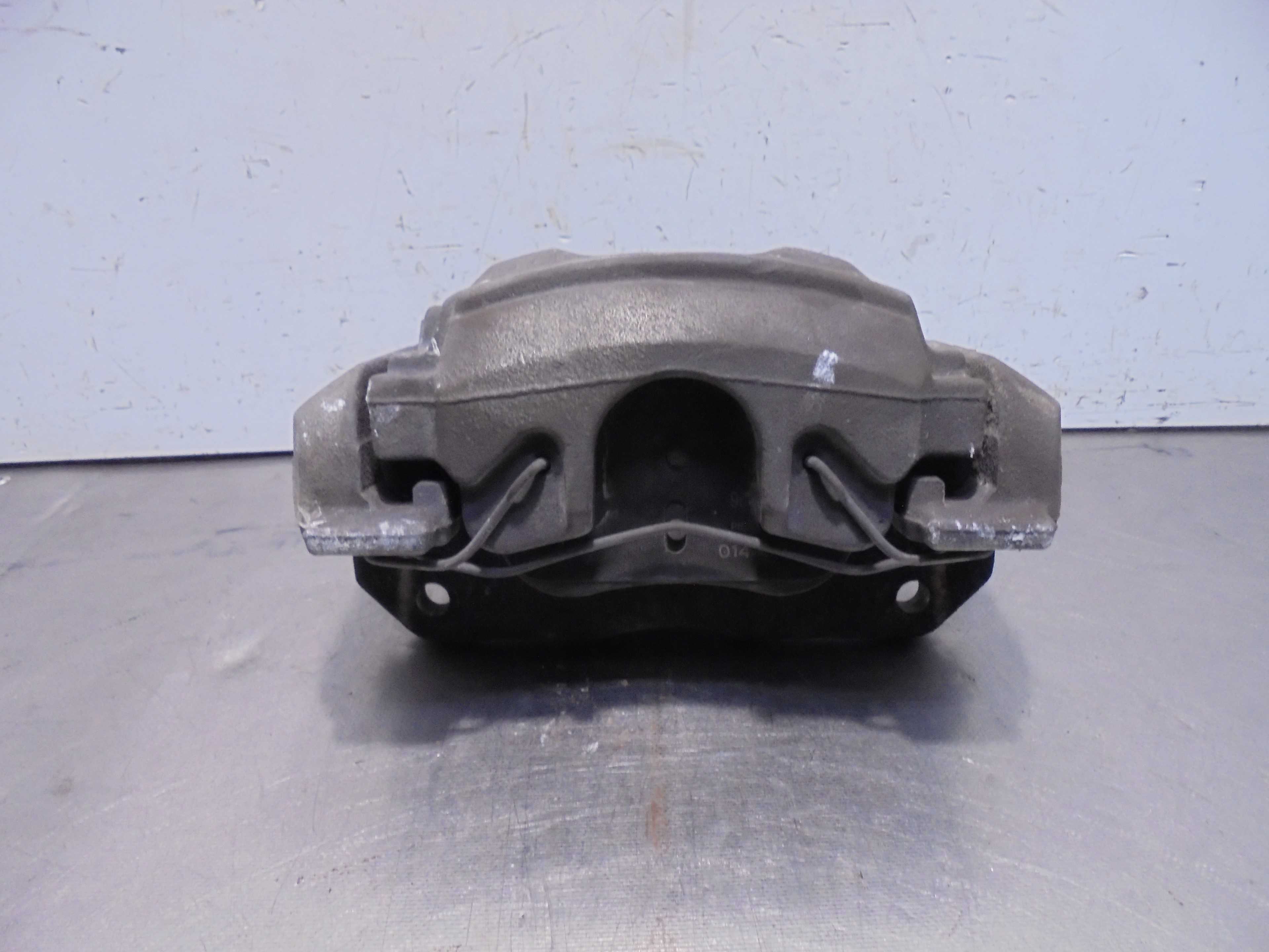 Recambio de pinza de freno delantera derecha para citroën c5 berlina business referencia OEM IAM 9671679380  