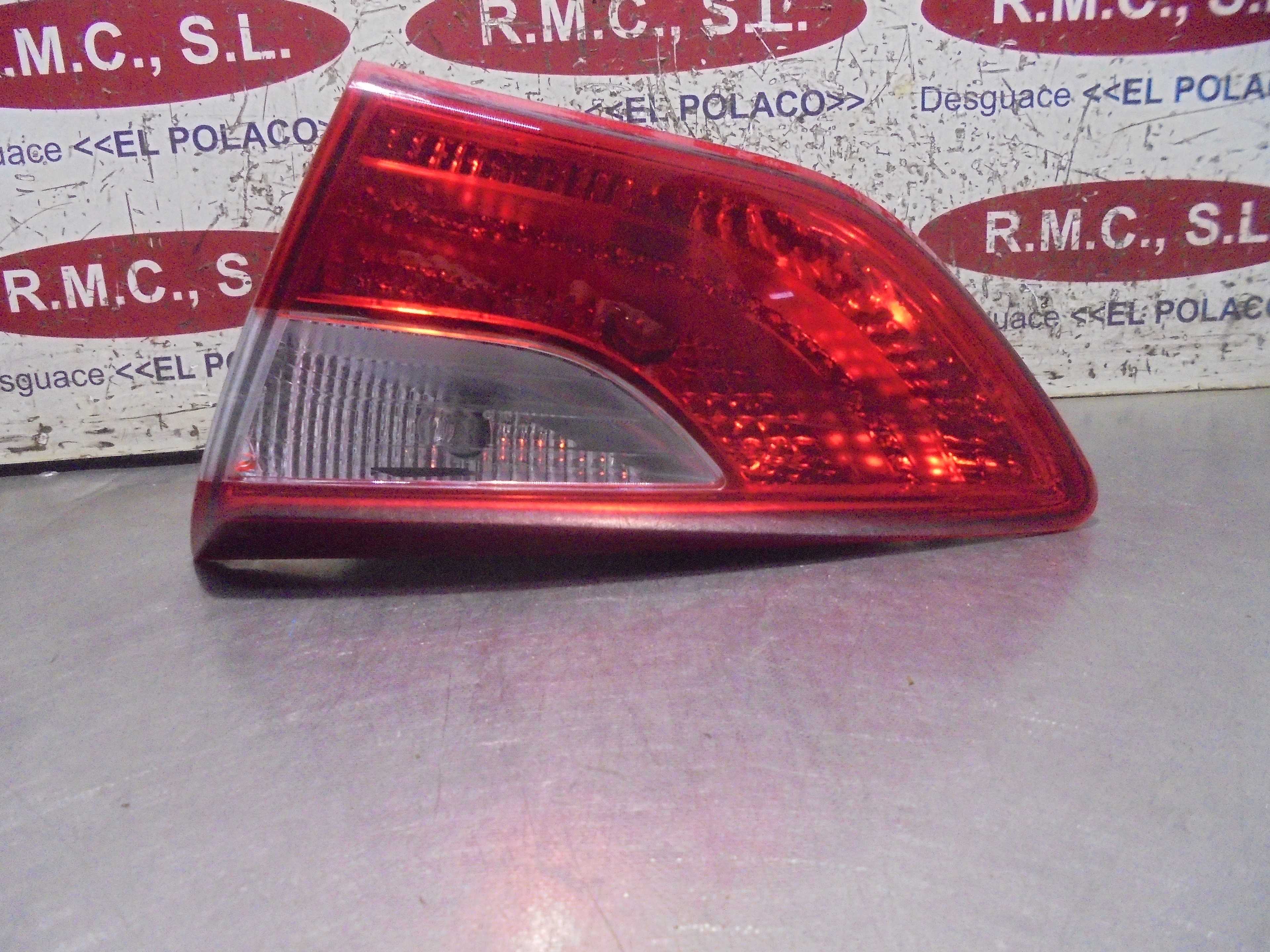 Recambio de piloto porton trasero derecho para hyundai i30 (gd) style referencia OEM IAM   