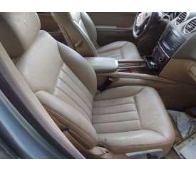 ASIENTO DELANTERO DERECHO 