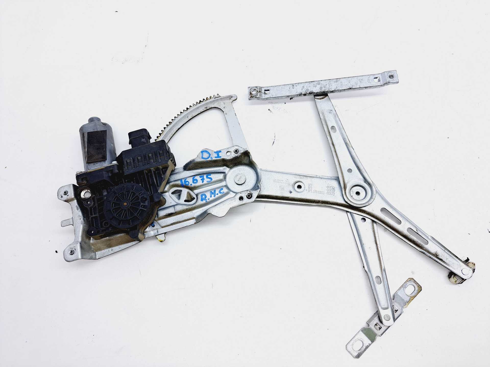 Recambio de elevalunas delantero izquierdo para opel astra h berlina 1.7 16v cdti referencia OEM IAM 0130821988 BOSCH 
