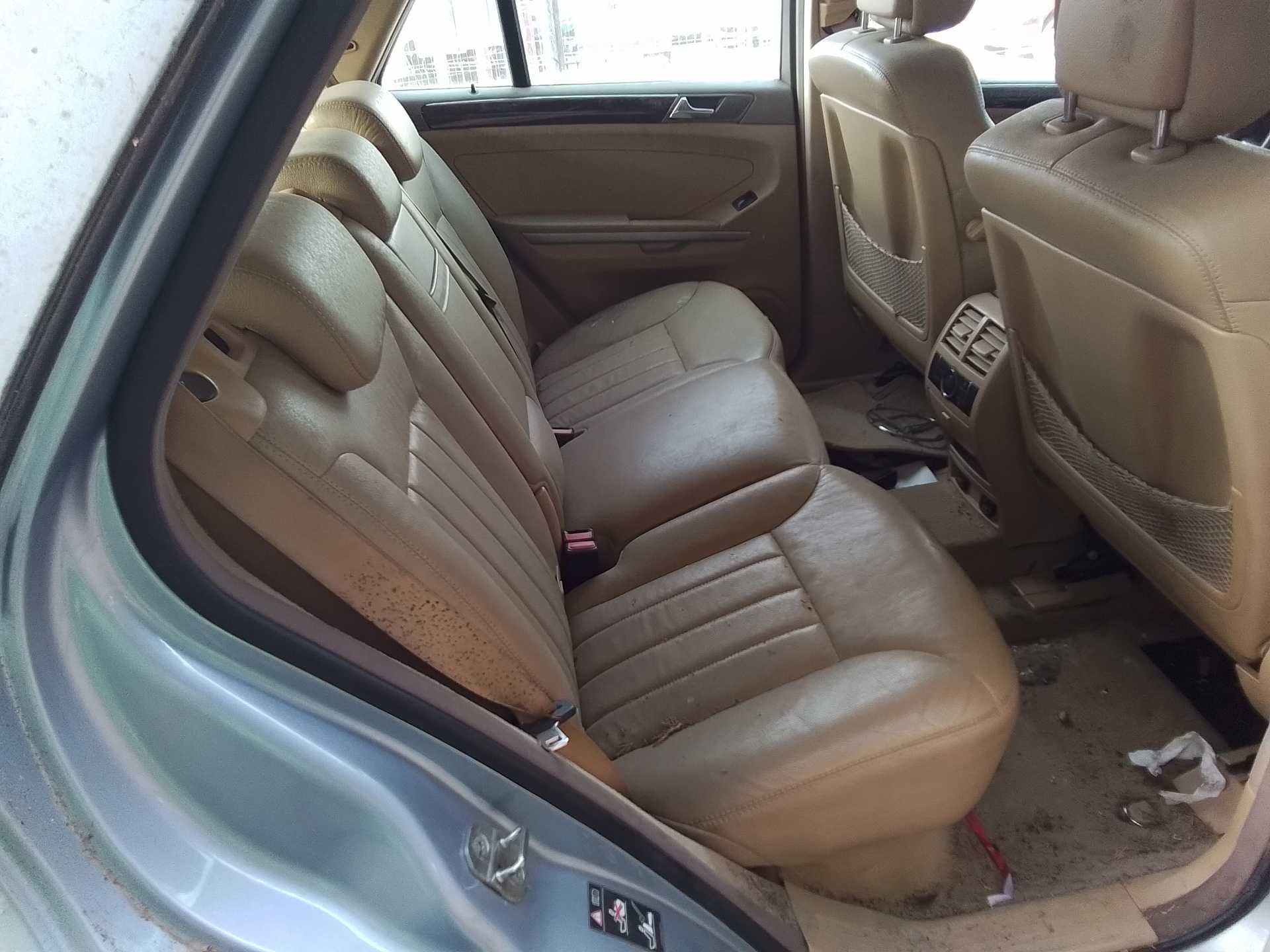 Recambio de asientos traseros para mercedes-benz clase m (w164) 3.0 cdi cat referencia OEM IAM   