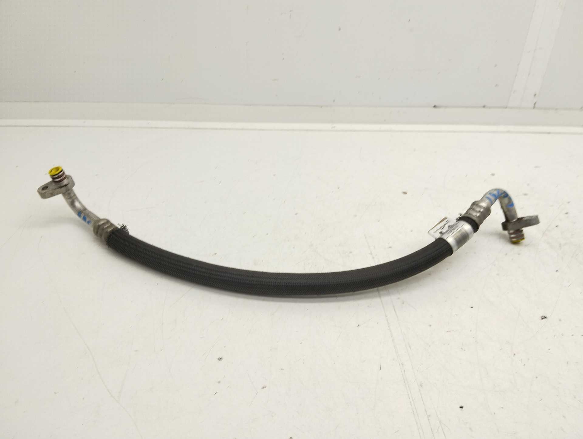 Recambio de tubos aire acondicionado para opel corsa f edition referencia OEM IAM 453258113  