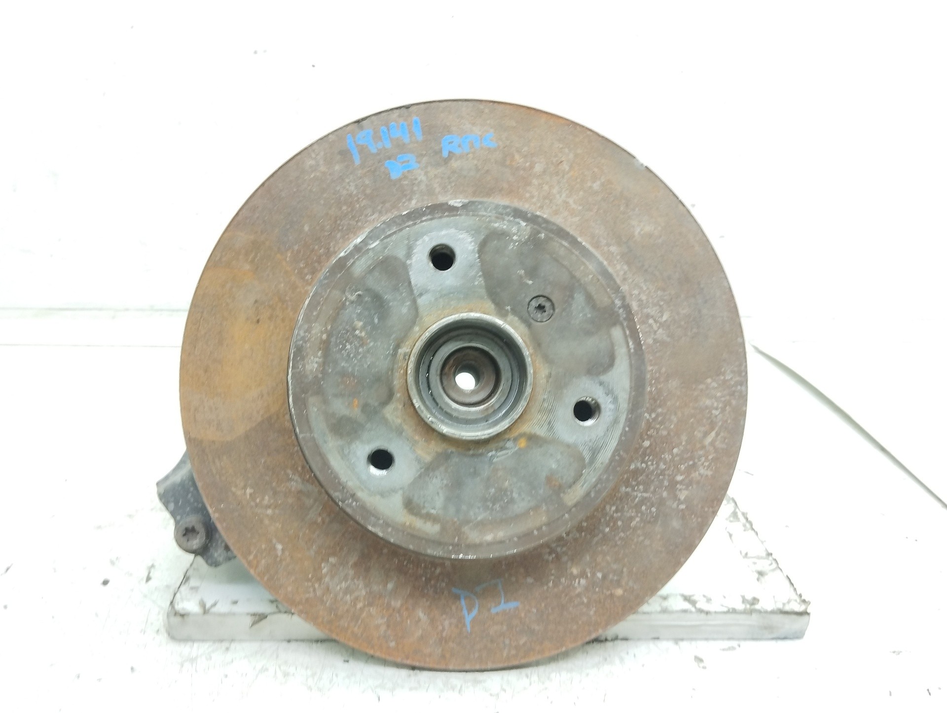 Recambio de mangueta delantera izquierda para smart fort. c referencia OEM IAM  Q0004880V003 Q0004880V003000000