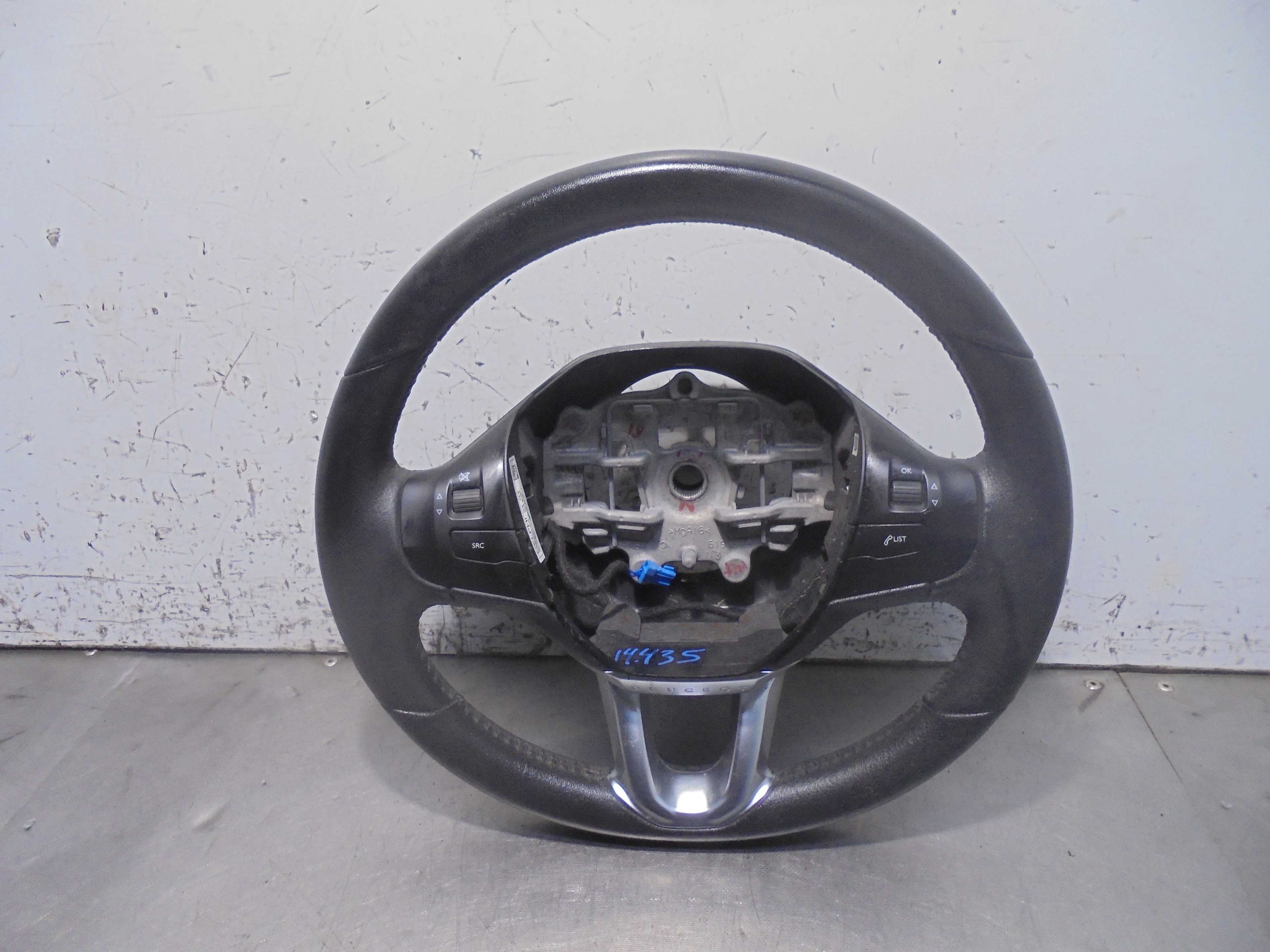 Recambio de volante para peugeot 208 1.6 16v hdi fap referencia OEM IAM 96750123ZD DELPHI 
