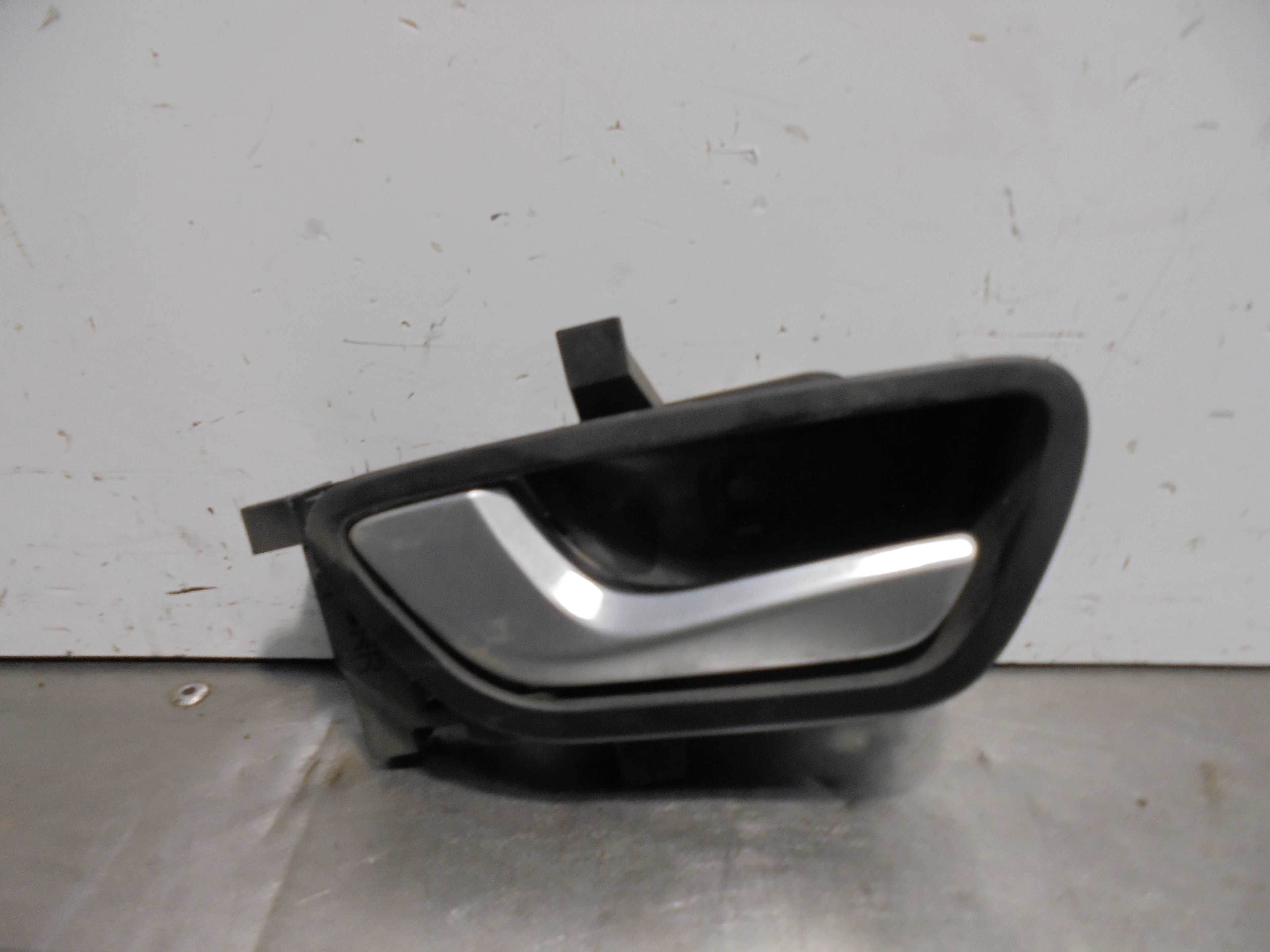 Recambio de maneta interior trasera izquierda para kia rio (yb) attract referencia OEM IAM 83613H8500  