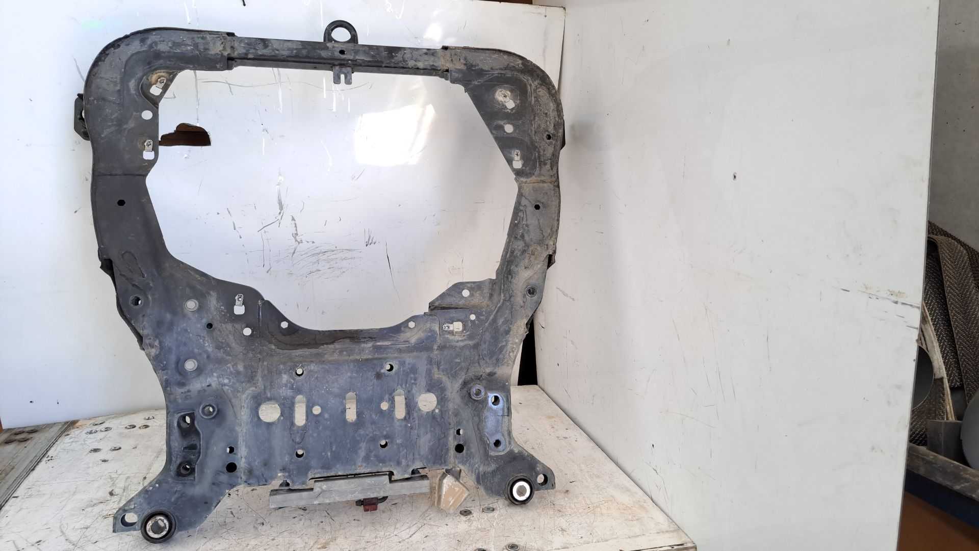 Recambio de cuna motor para land rover range rover evoque (l551) 2.0 d150 mhev 4x4 referencia OEM IAM   
