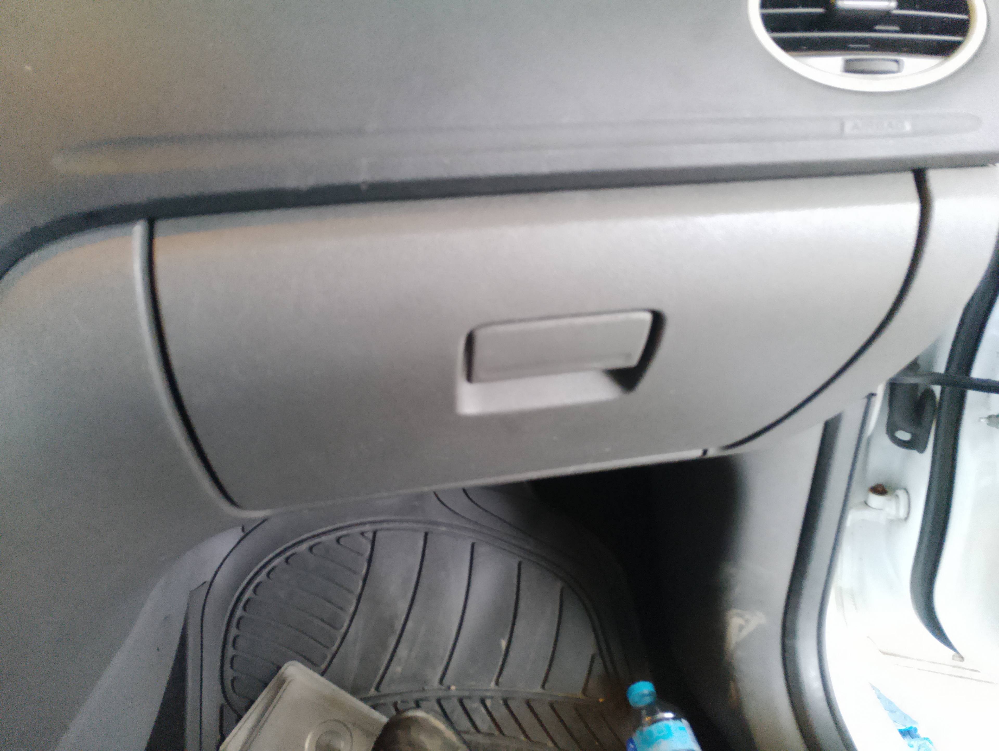 Recambio de guantera para ford focus berlina (cap) ambiente (d) referencia OEM IAM   