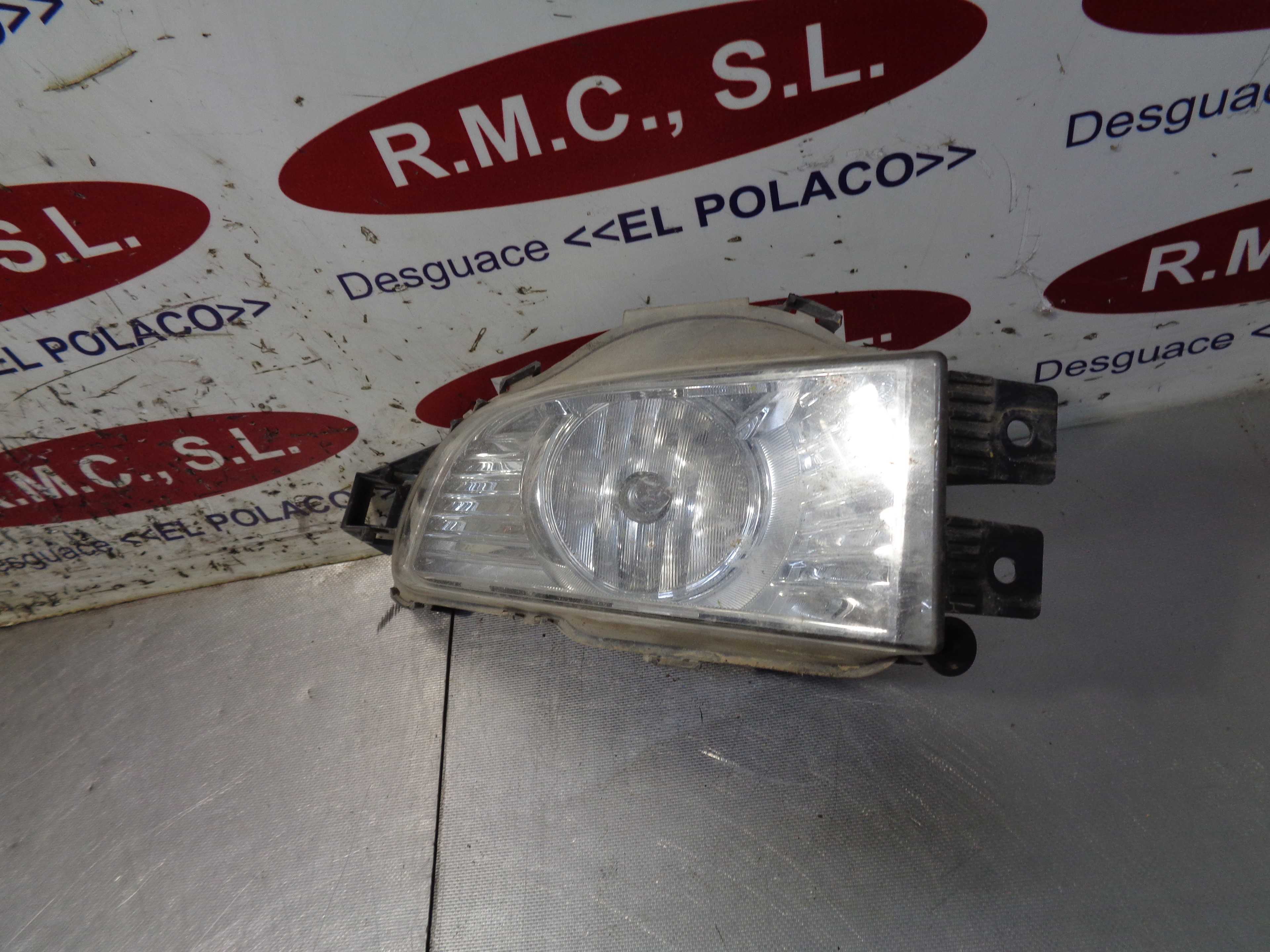 Recambio de faro antiniebla derecho para opel insignia berlina cosmo referencia OEM IAM 662588537  