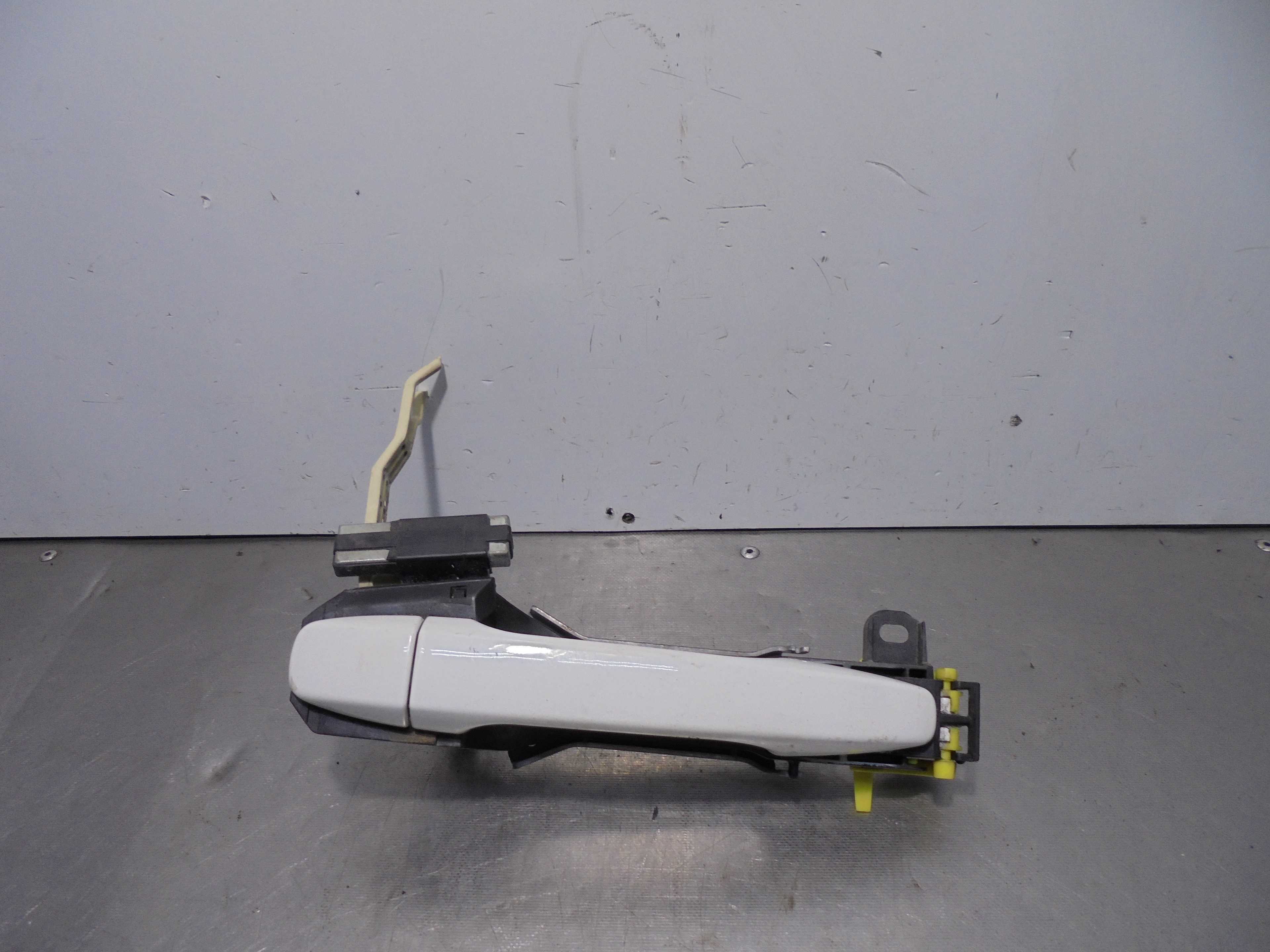 Recambio de maneta exterior trasera derecha para toyota prius+ 1.8 16v cat referencia OEM IAM   