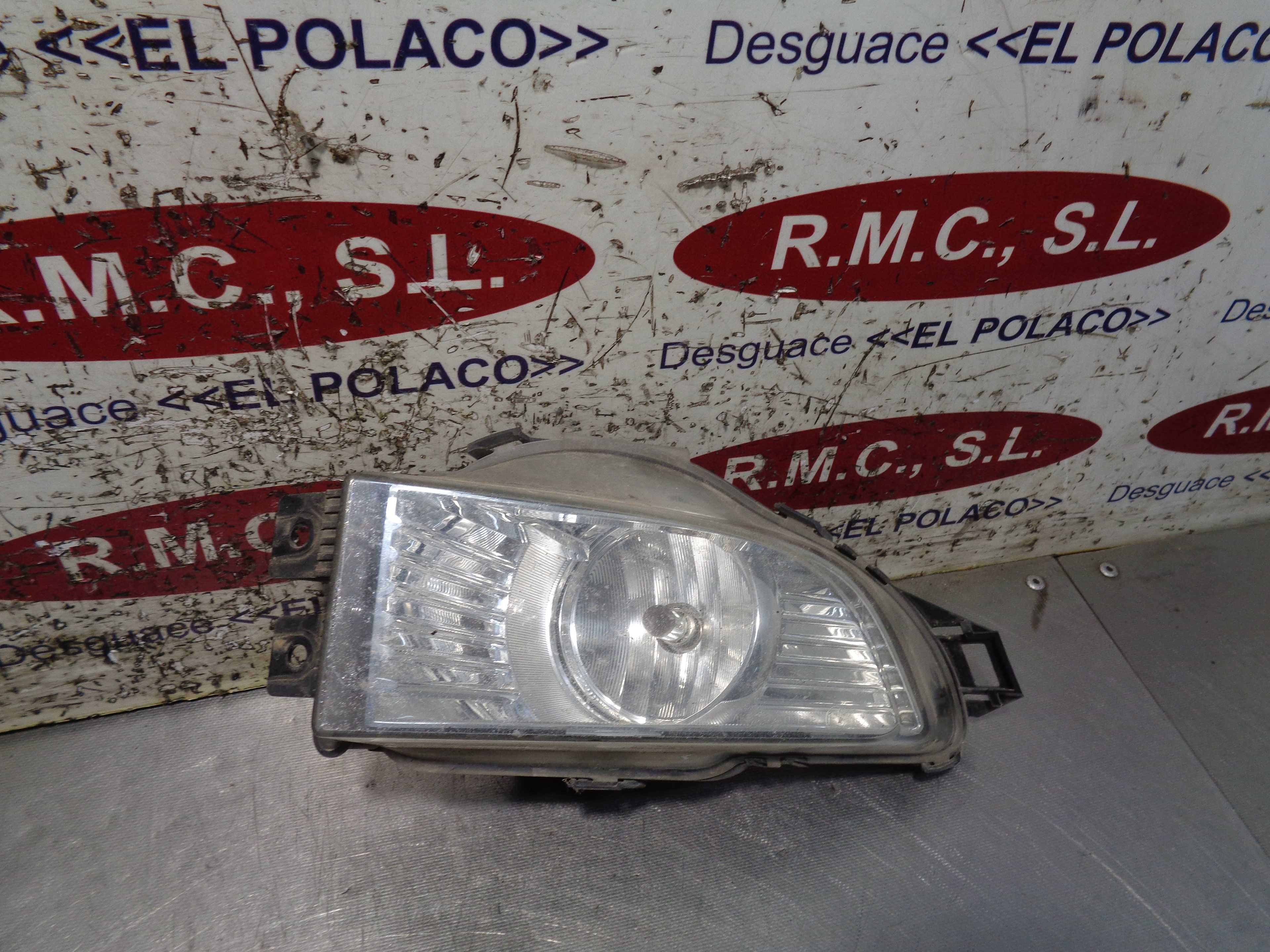 Recambio de faro antiniebla izquierdo para opel insignia berlina cosmo referencia OEM IAM 662588537  