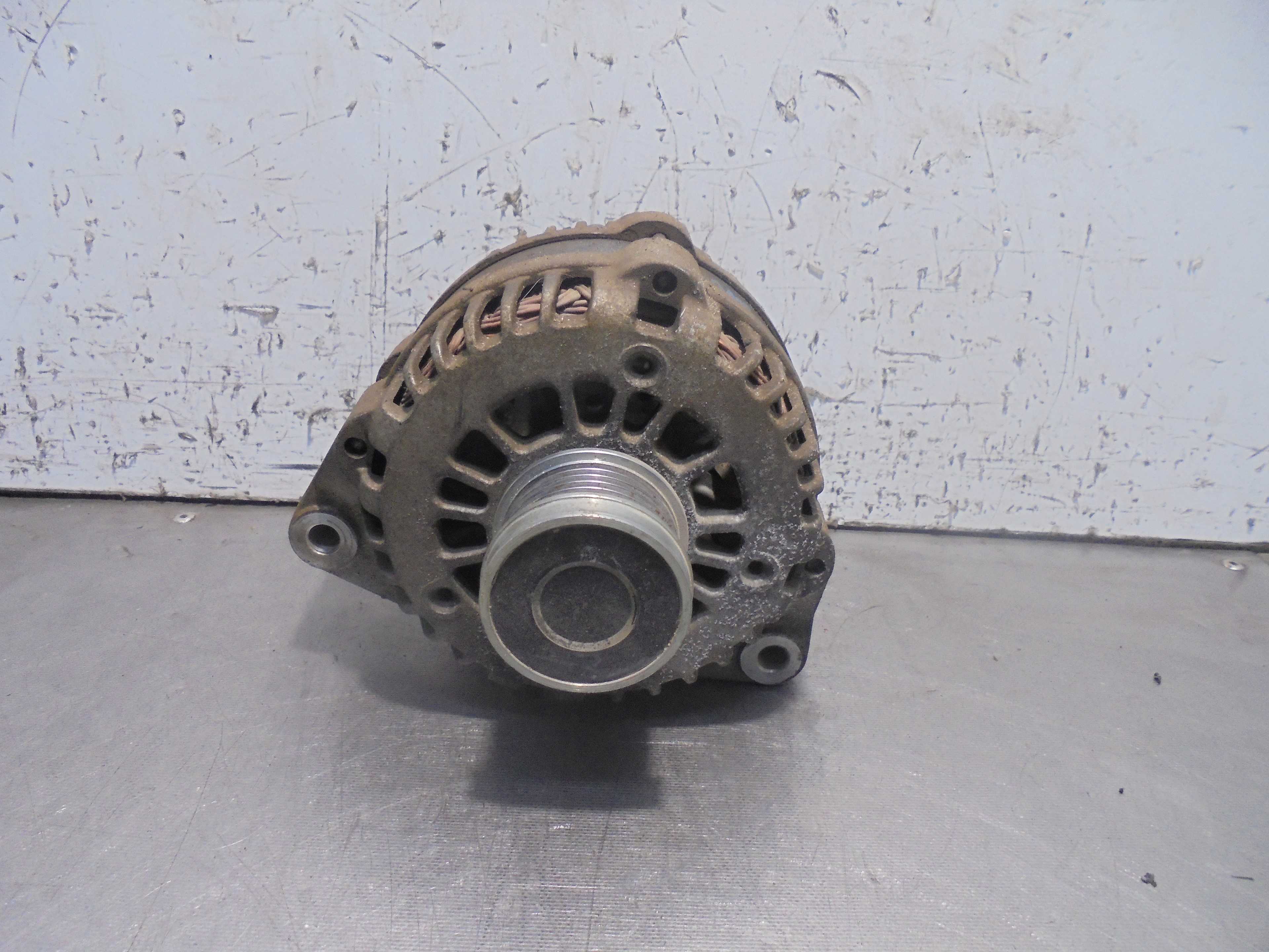 Recambio de alternador para ssangyong kyron 200 xdi limited referencia OEM IAM A6651540202 DAC 