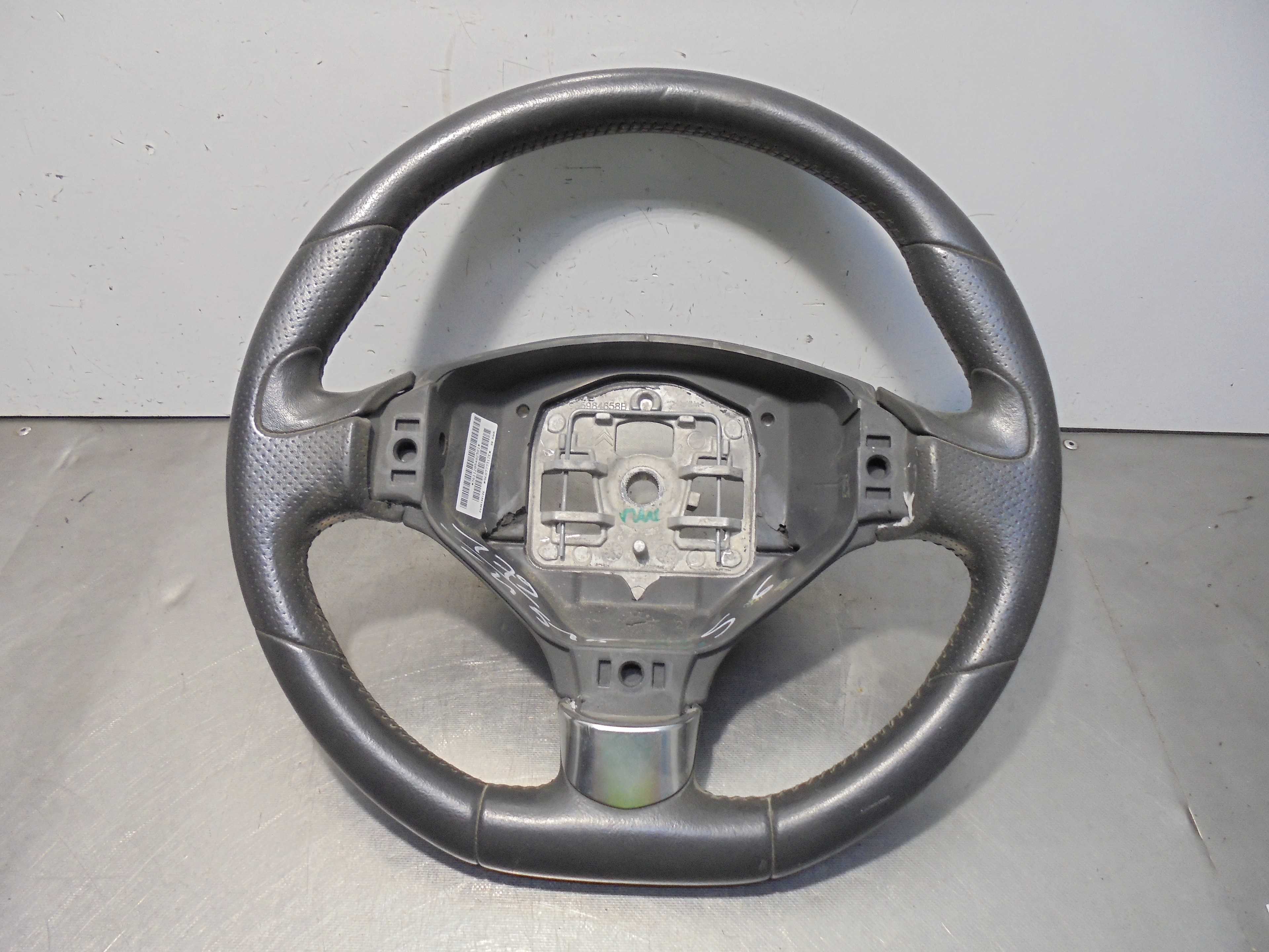 Recambio de volante para peugeot 5008 1.6 hdi fap referencia OEM IAM 965984658B  