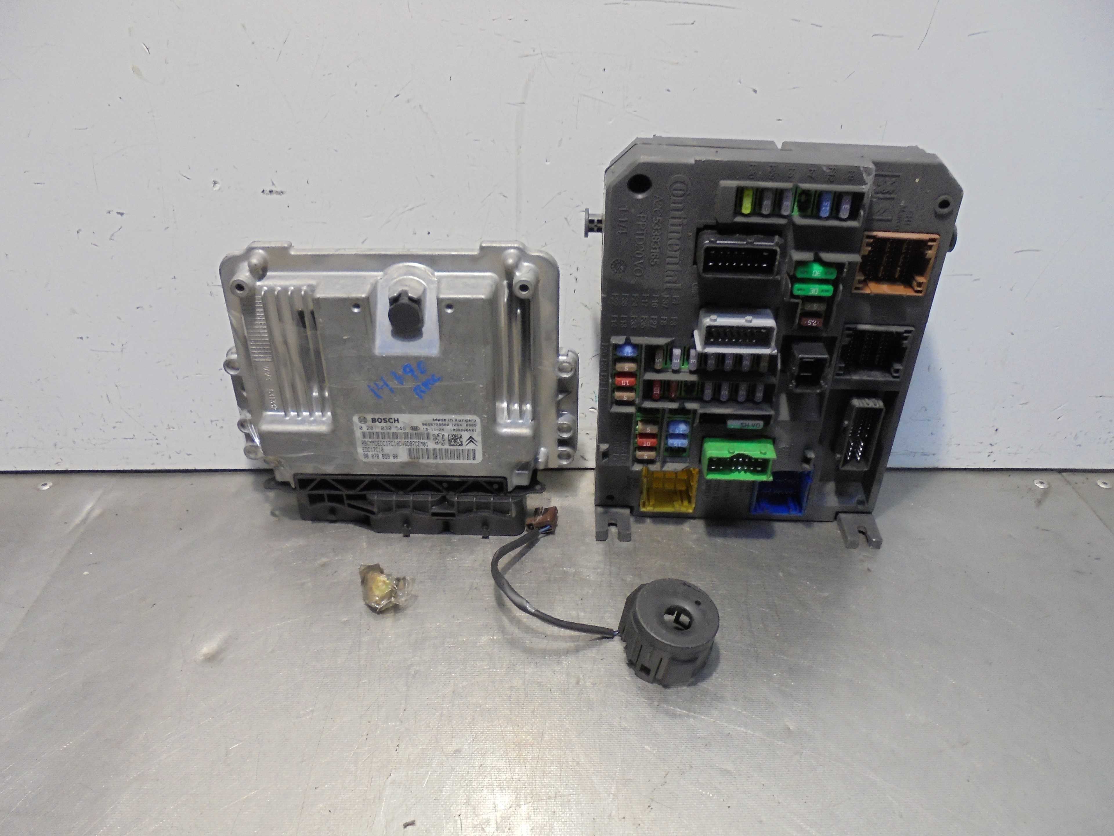 Recambio de centralita motor uce para citroën c4 berlina collection referencia OEM IAM 9807885980 Q03 0281030546 S180121003