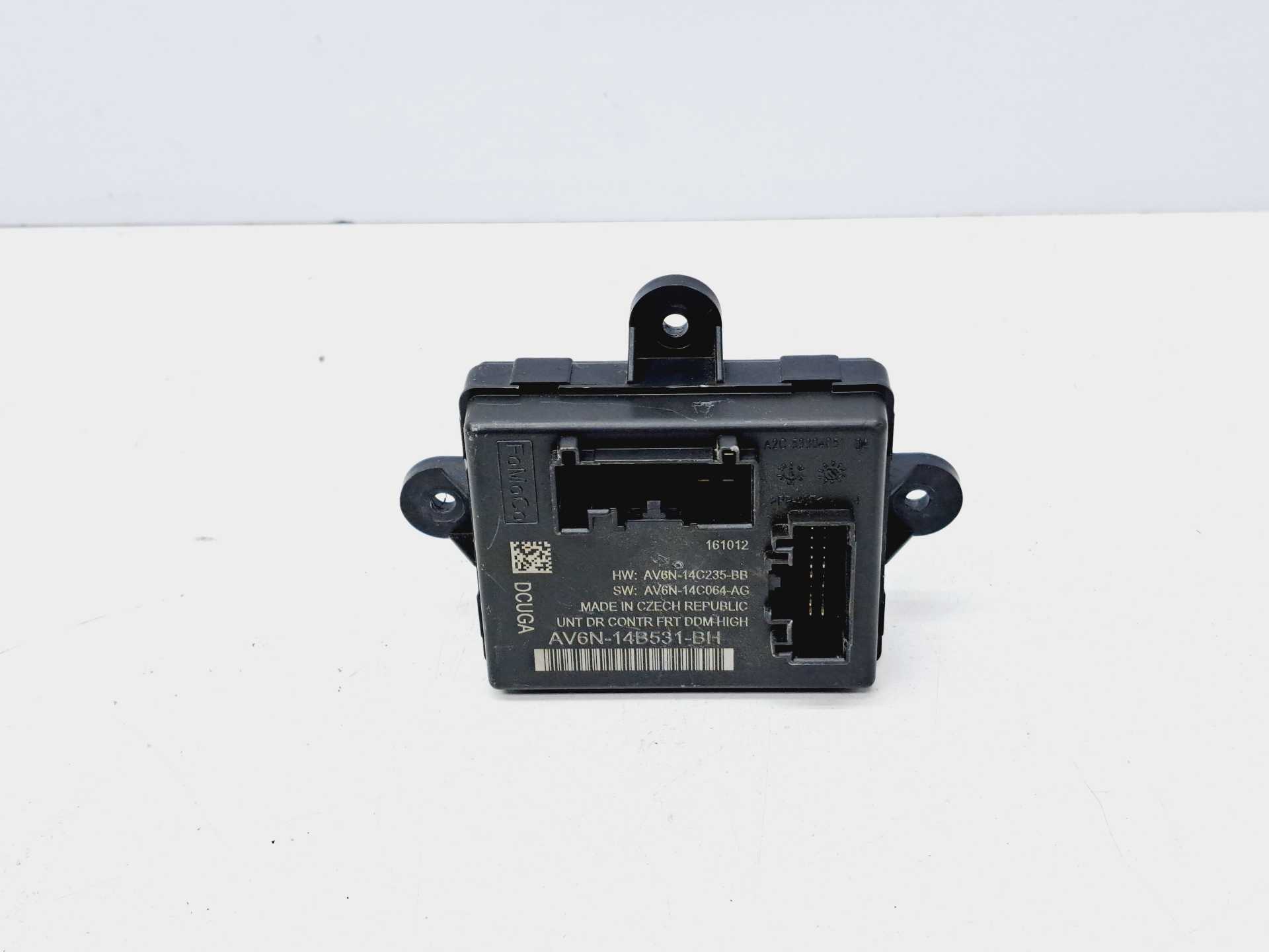 Recambio de modulo confort para ford c-max 1.0 ecoboost cat referencia OEM IAM AV6N14B531BH  