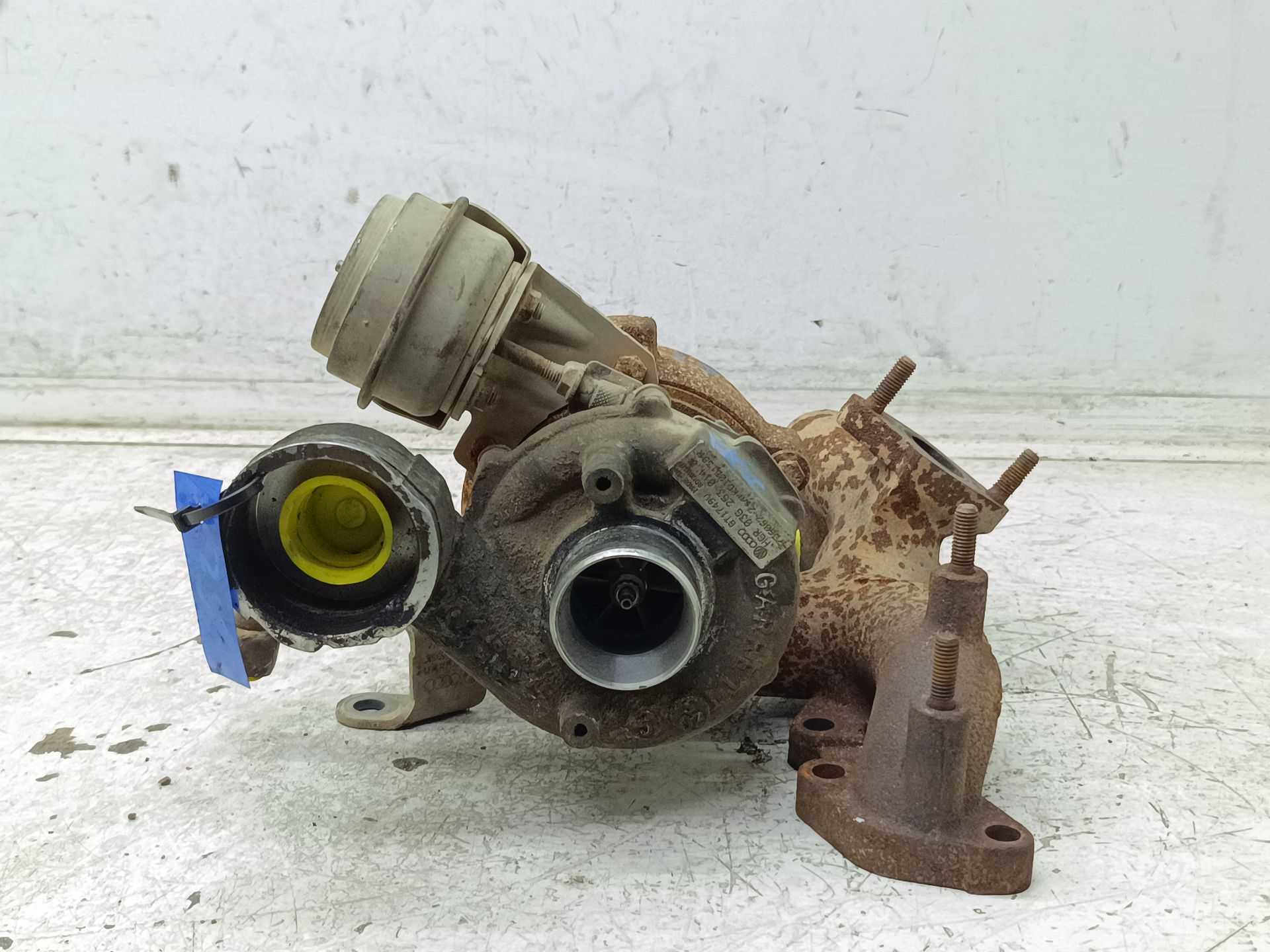 Recambio de turbocompresor para dodge caliber s referencia OEM IAM 03G253014J GT17490 