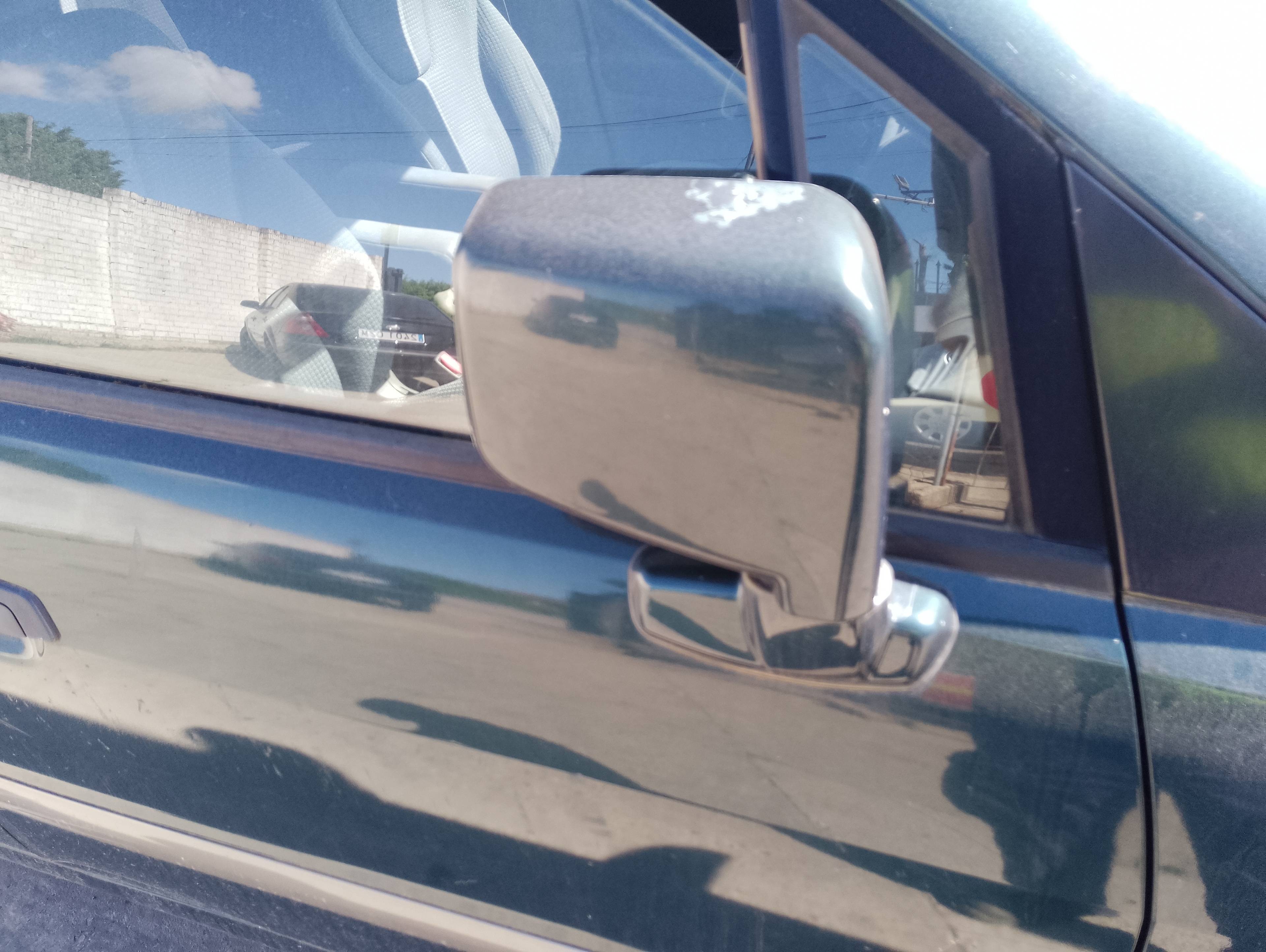 Recambio de retrovisor derecho para mitsubishi space wagon (n80/n90) 2,4 glx referencia OEM IAM   