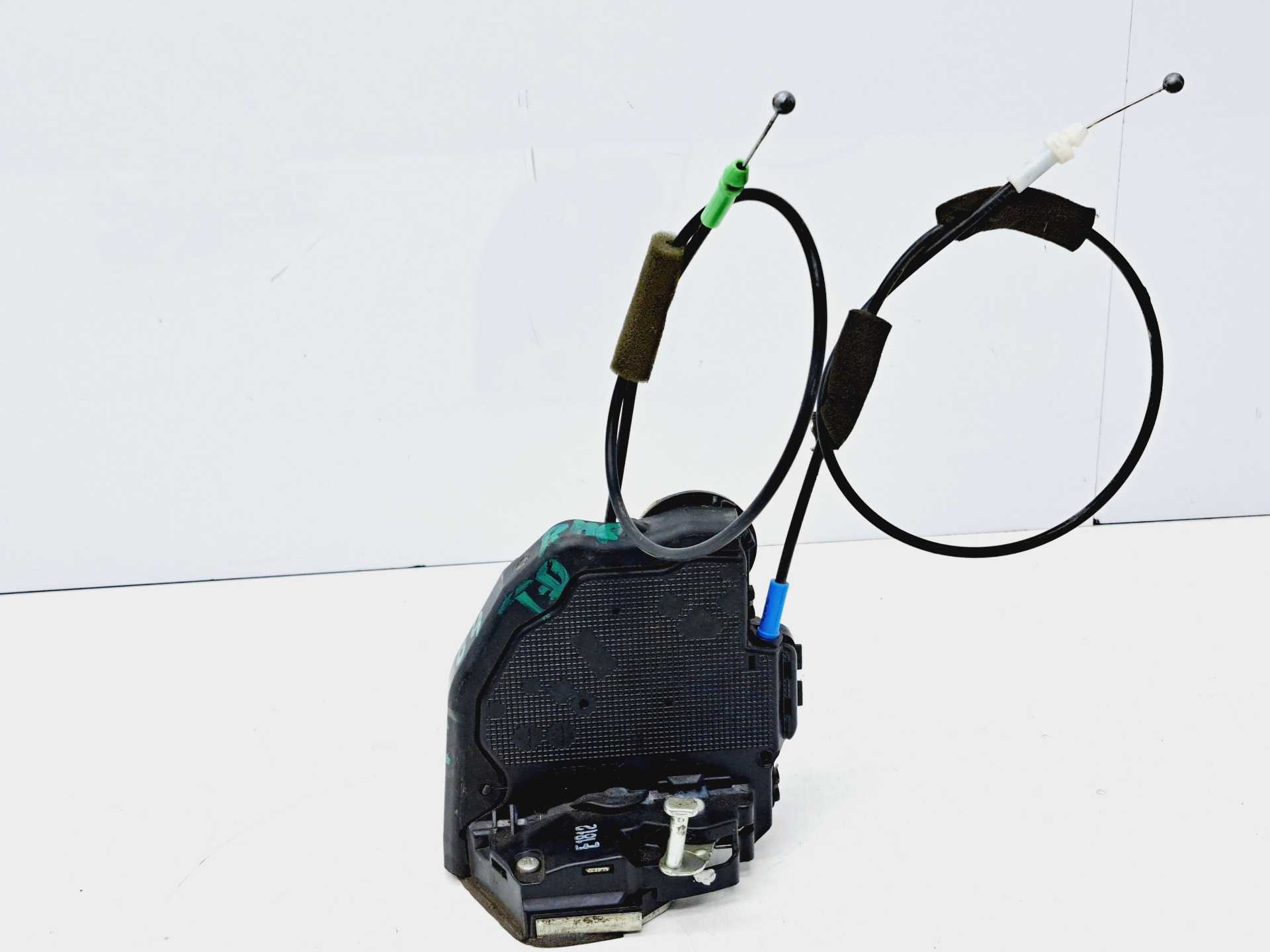 Recambio de cerradura puerta trasera derecha para toyota avensis cross sport (t27) advance referencia OEM IAM   