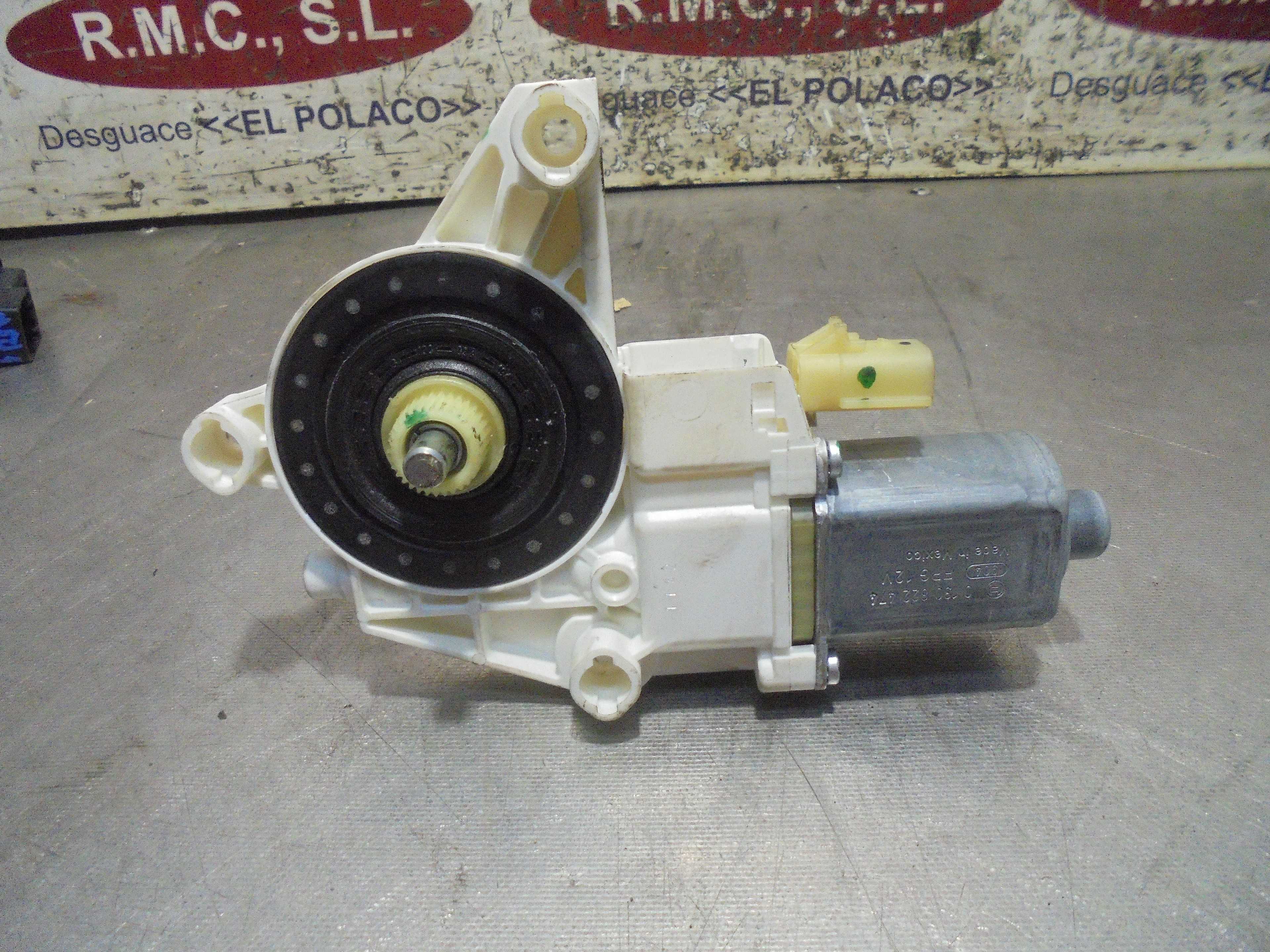 Recambio de motor elevalunas trasero derecho para fiat freemont (345) basis referencia OEM IAM   