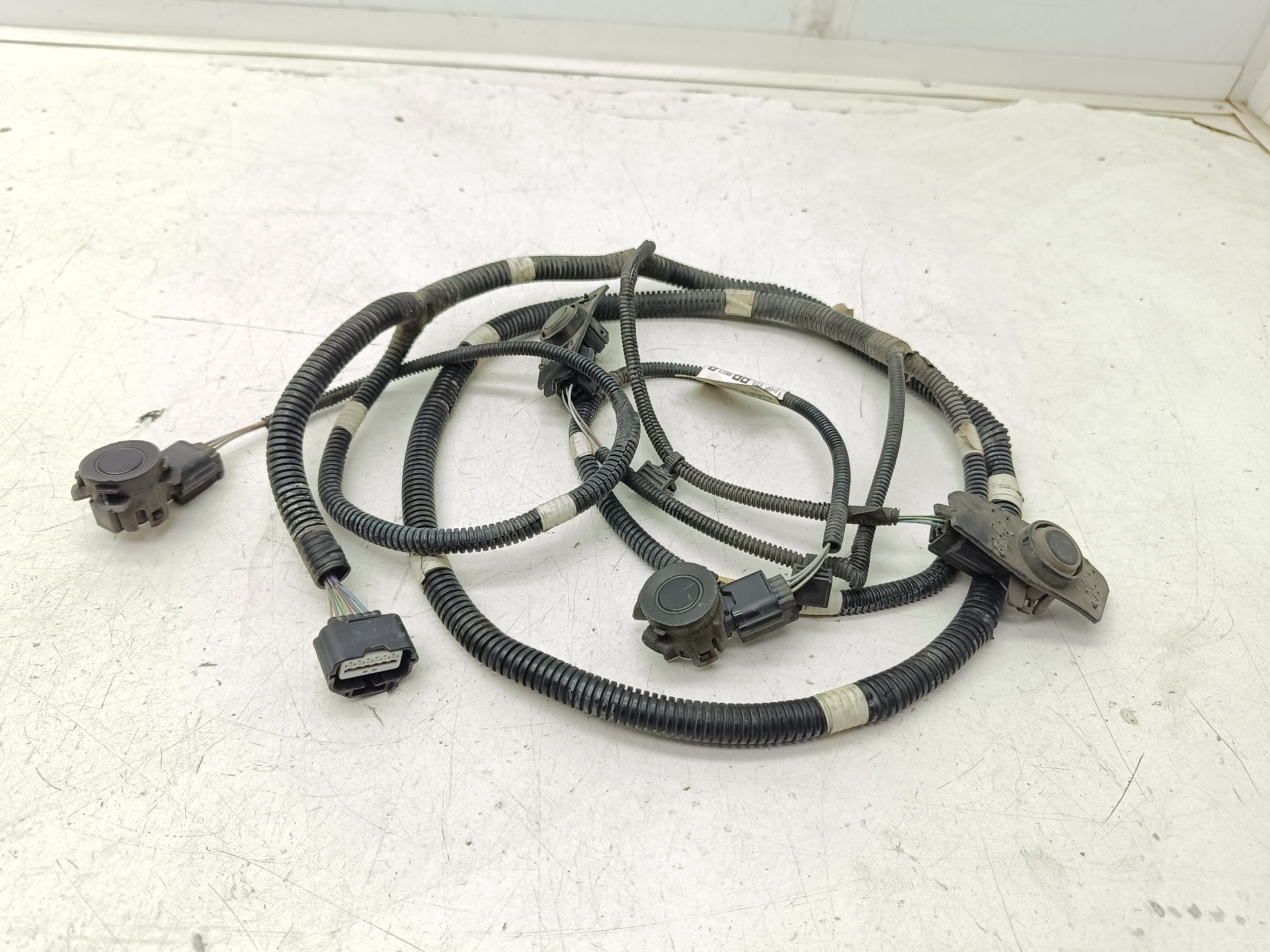 Recambio de sensor de aparcamiento para renault kadjar bose edition referencia OEM IAM 240701948R  