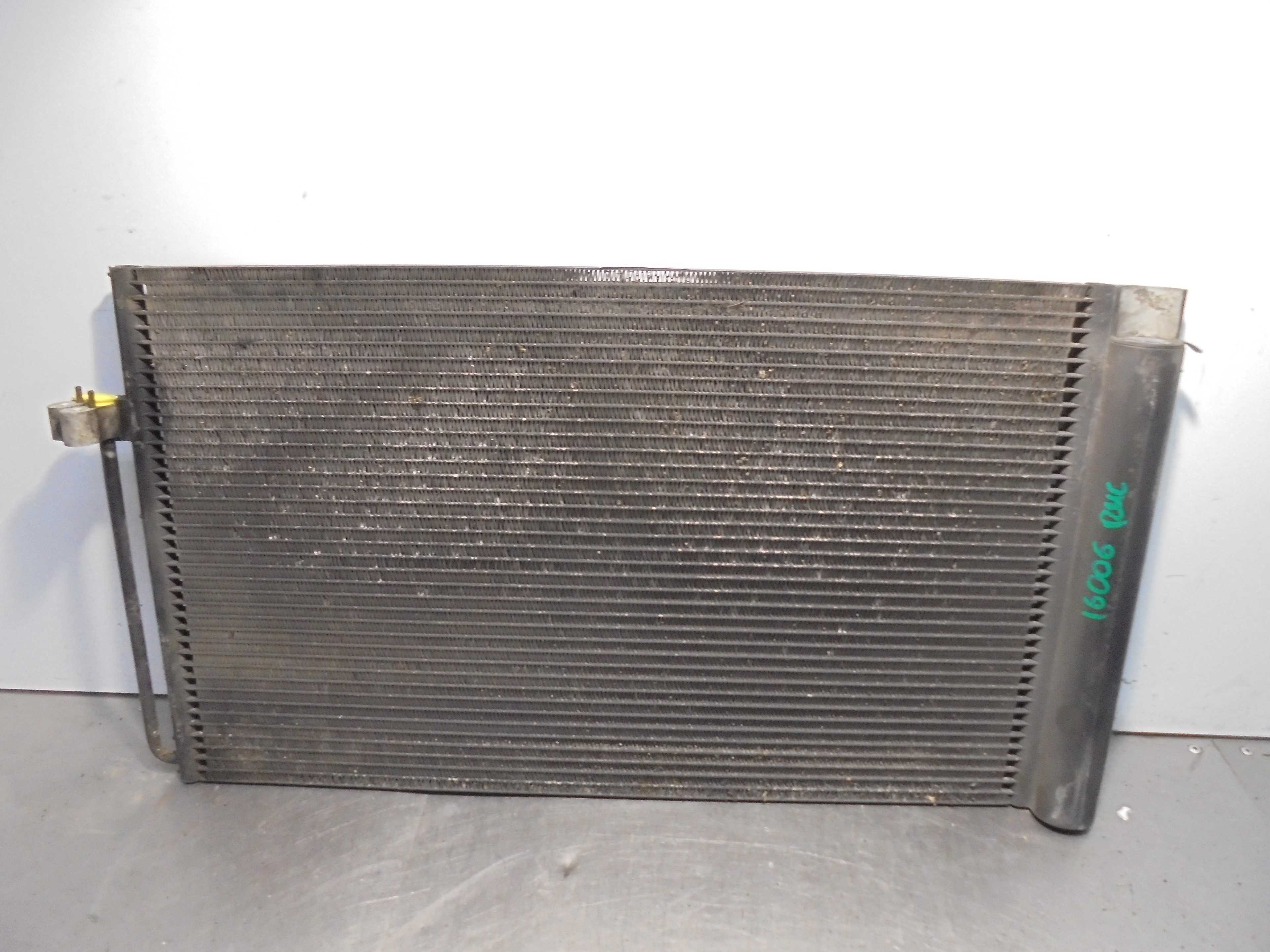 Recambio de condensador / radiador aire acondicionado para bmw serie 5 berlina (e60) 530d referencia OEM IAM 6450698290801 KOMO 