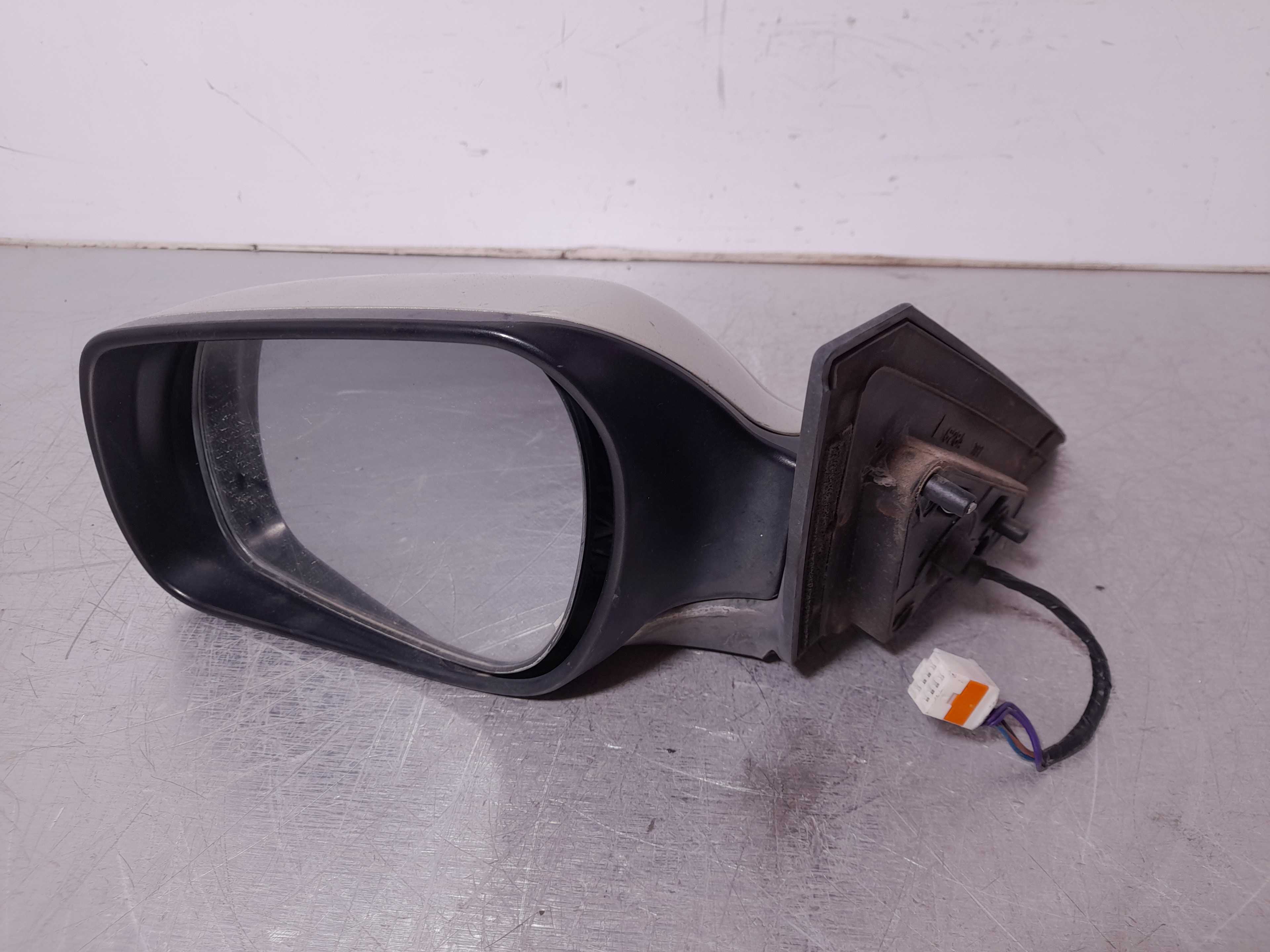 Recambio de retrovisor izquierdo para mazda 626 berlina/coupe (gc) 2.0 diesel referencia OEM IAM   