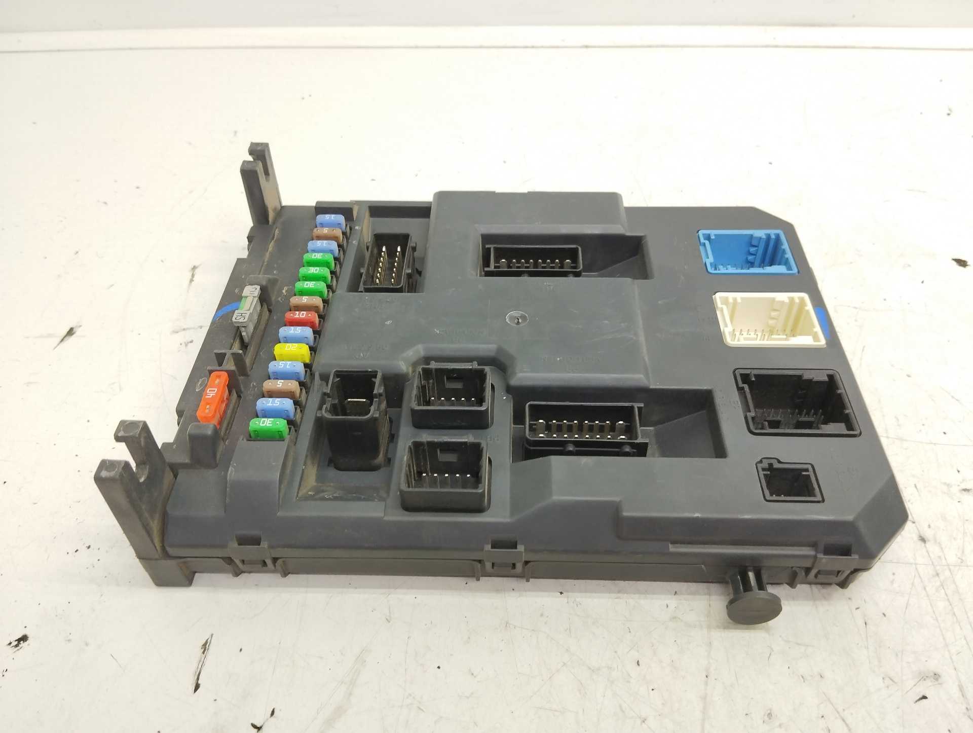Recambio de centralita bsi para citroën c3 tonic referencia OEM IAM 9666952180 VALEO 