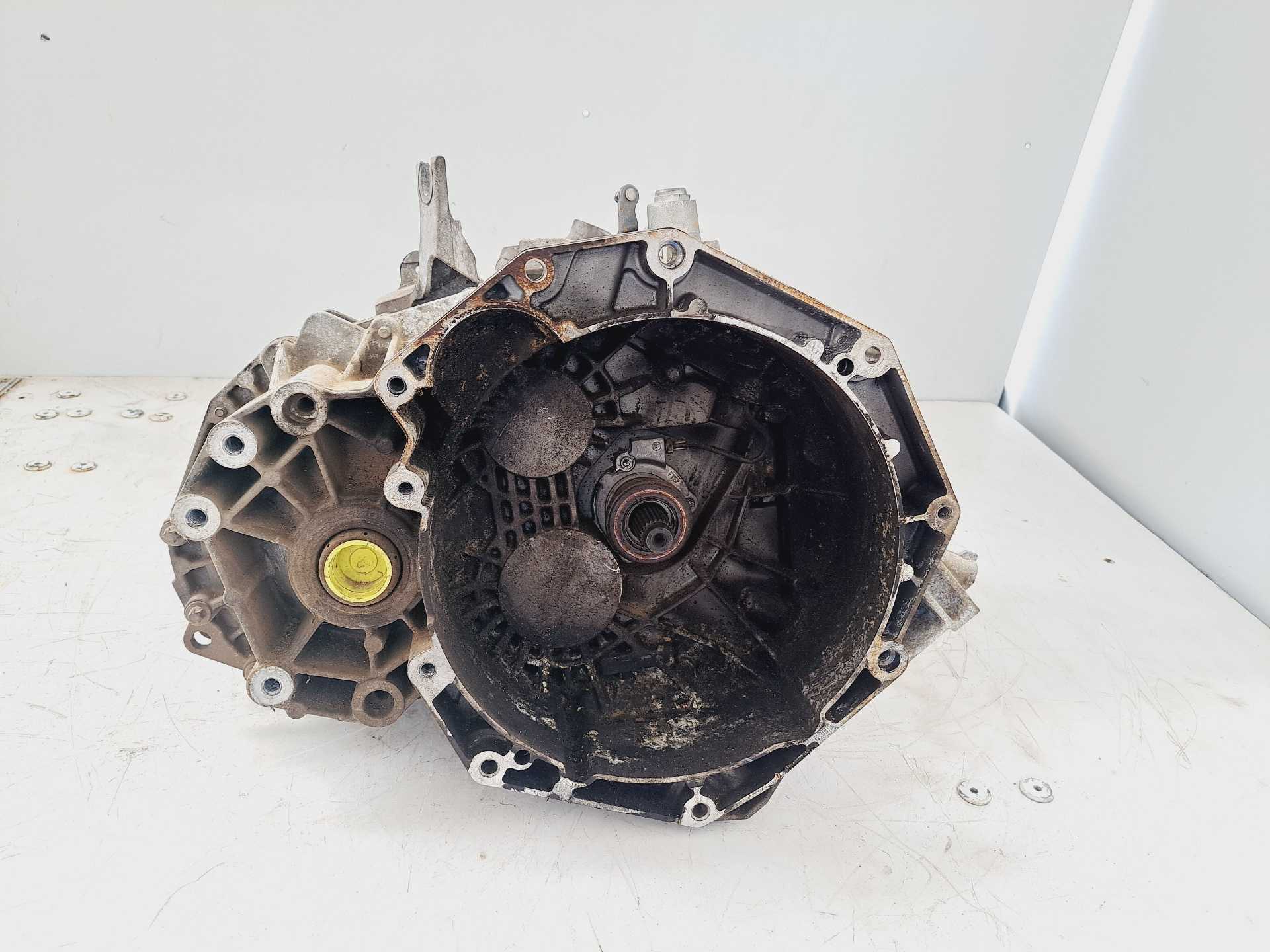 Recambio de caja cambios para chevrolet orlando 2.0 diesel cat referencia OEM IAM AJL R12028925 