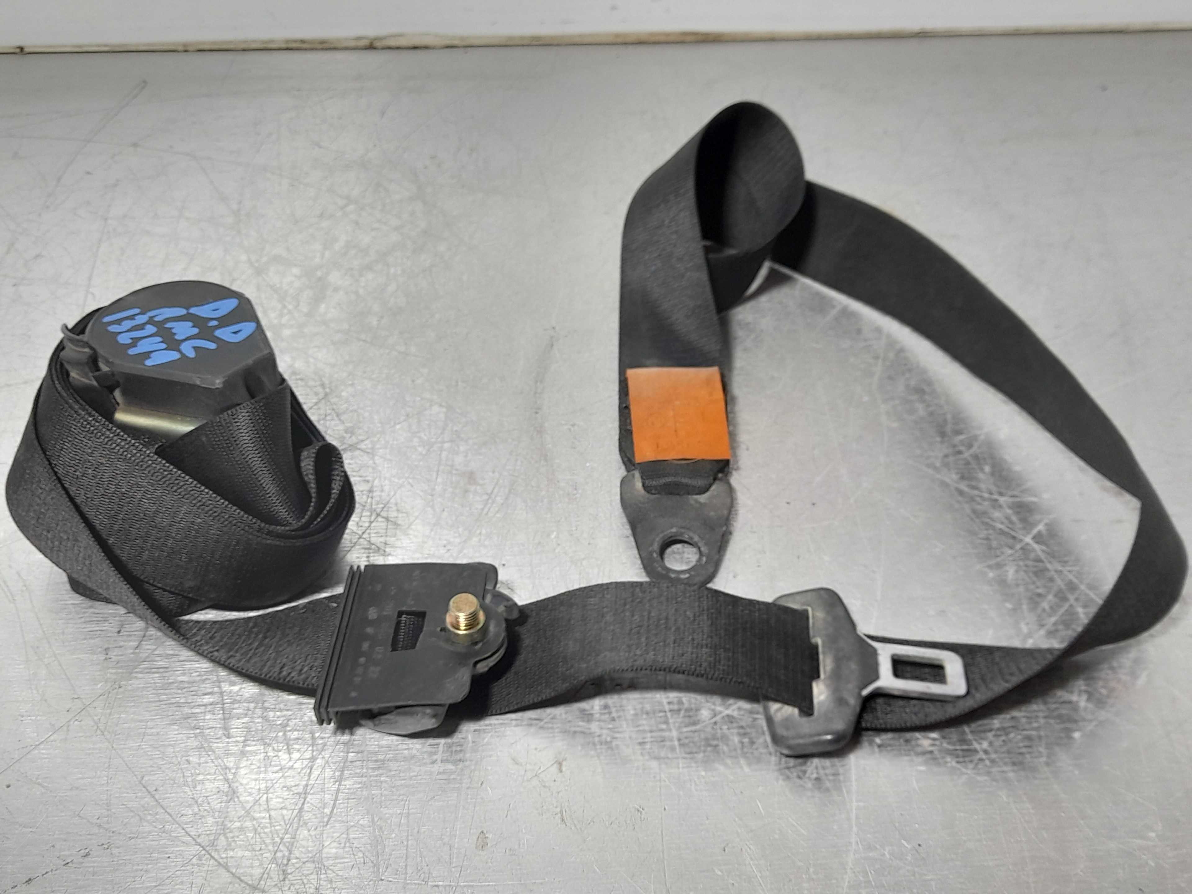 Recambio de cinturon seguridad delantero derecho para mercedes-benz vito caja cerrada 6.03  2.1 diesel referencia OEM IAM   