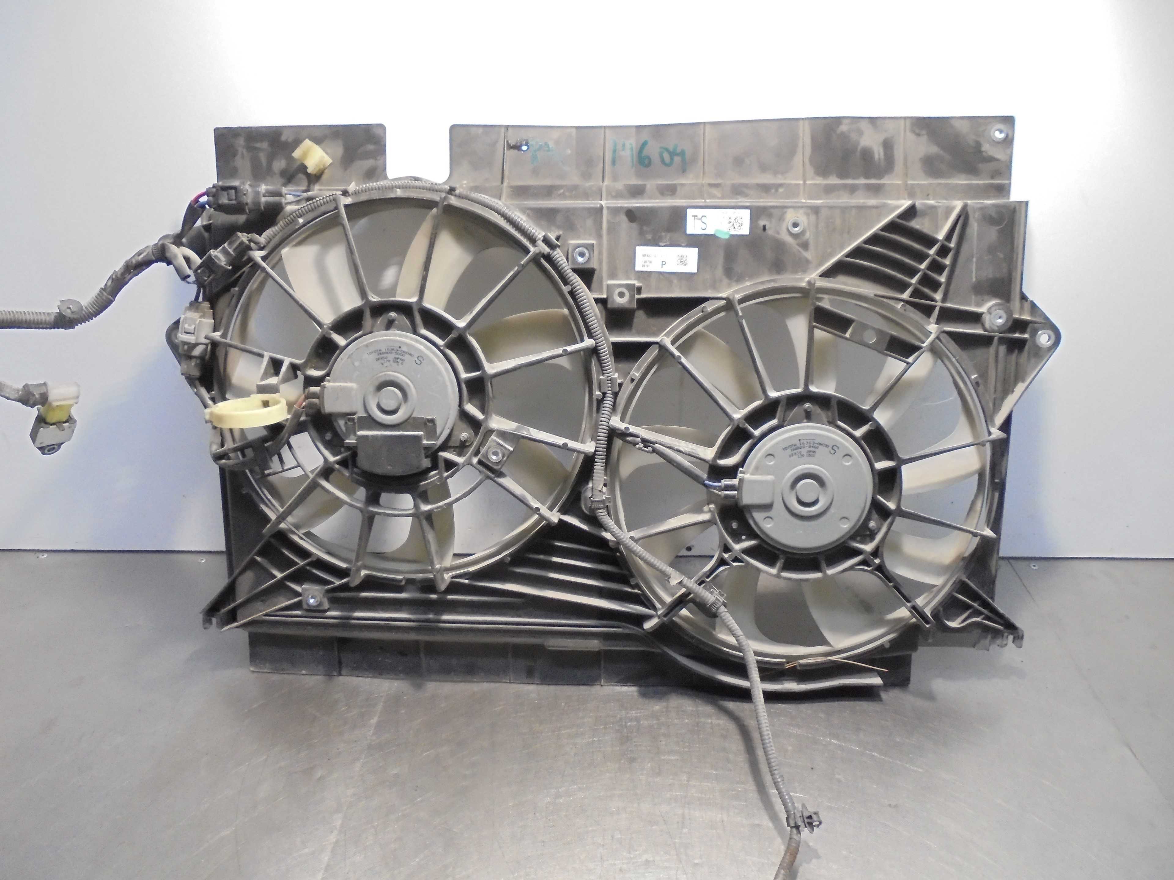 Recambio de electroventilador para toyota avensis cross sport (t27) advance referencia OEM IAM 160400R160 163630R030 DENSO