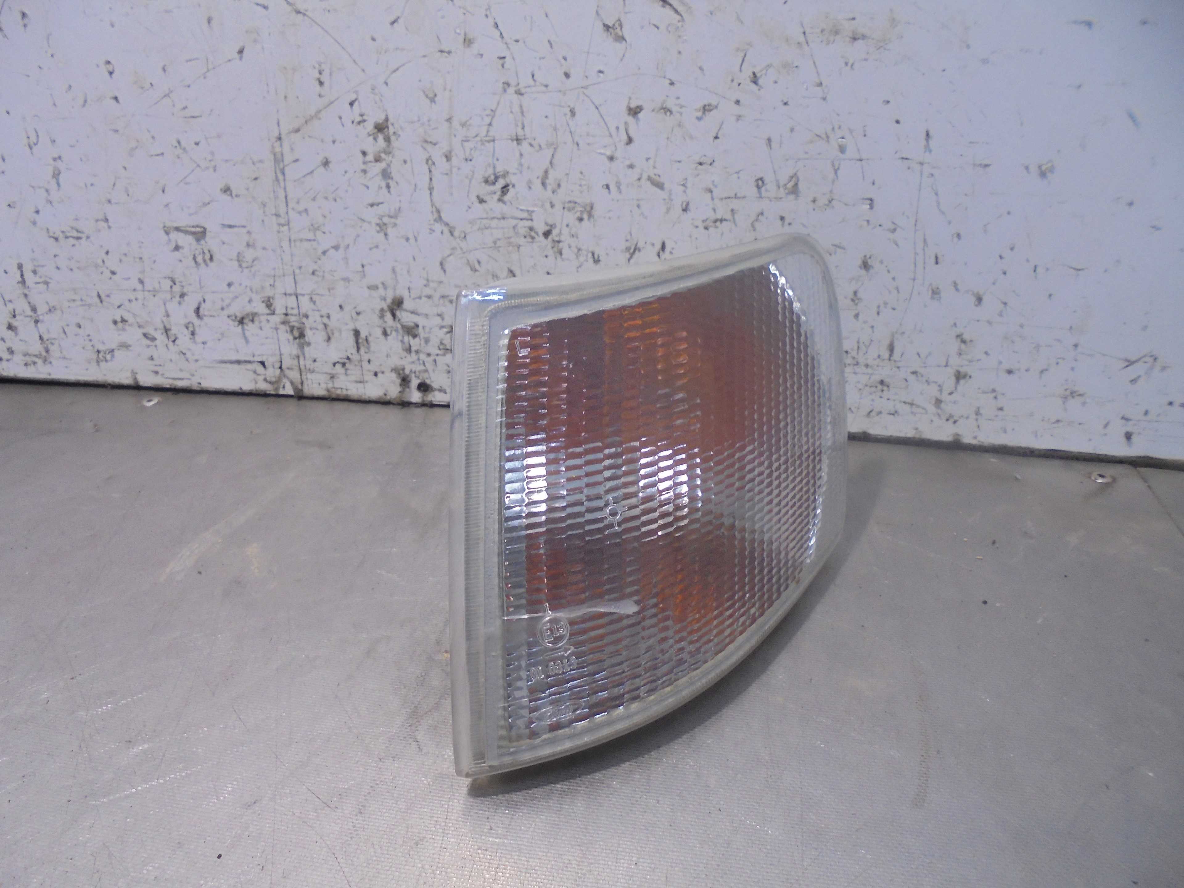 Recambio de piloto delantero izquierdo para ford orion cl referencia OEM IAM 92AG13369AA  