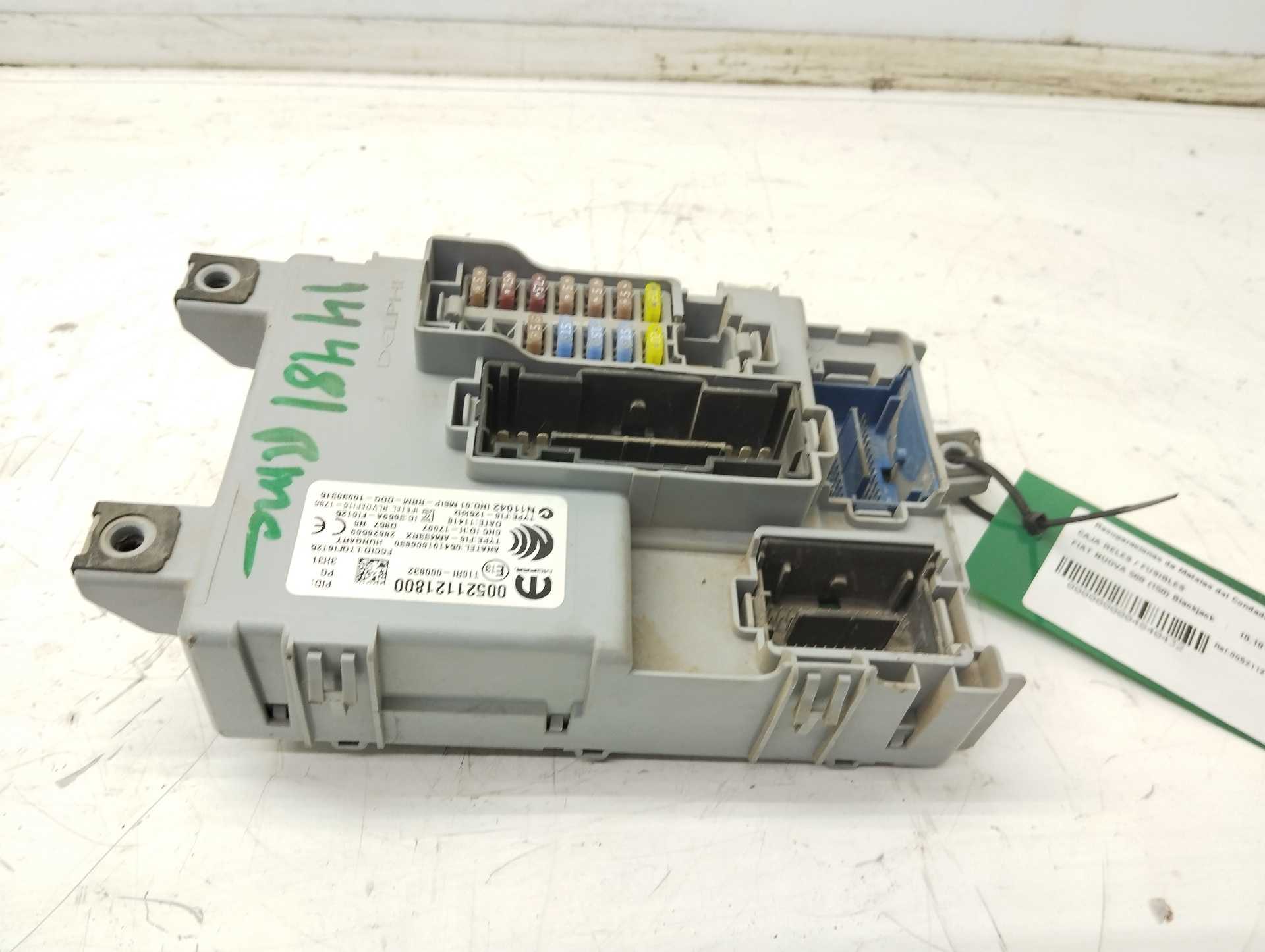 Recambio de caja reles / fusibles para fiat nuova 500 (150) blackjack referencia OEM IAM 00521121800 116RI000832 