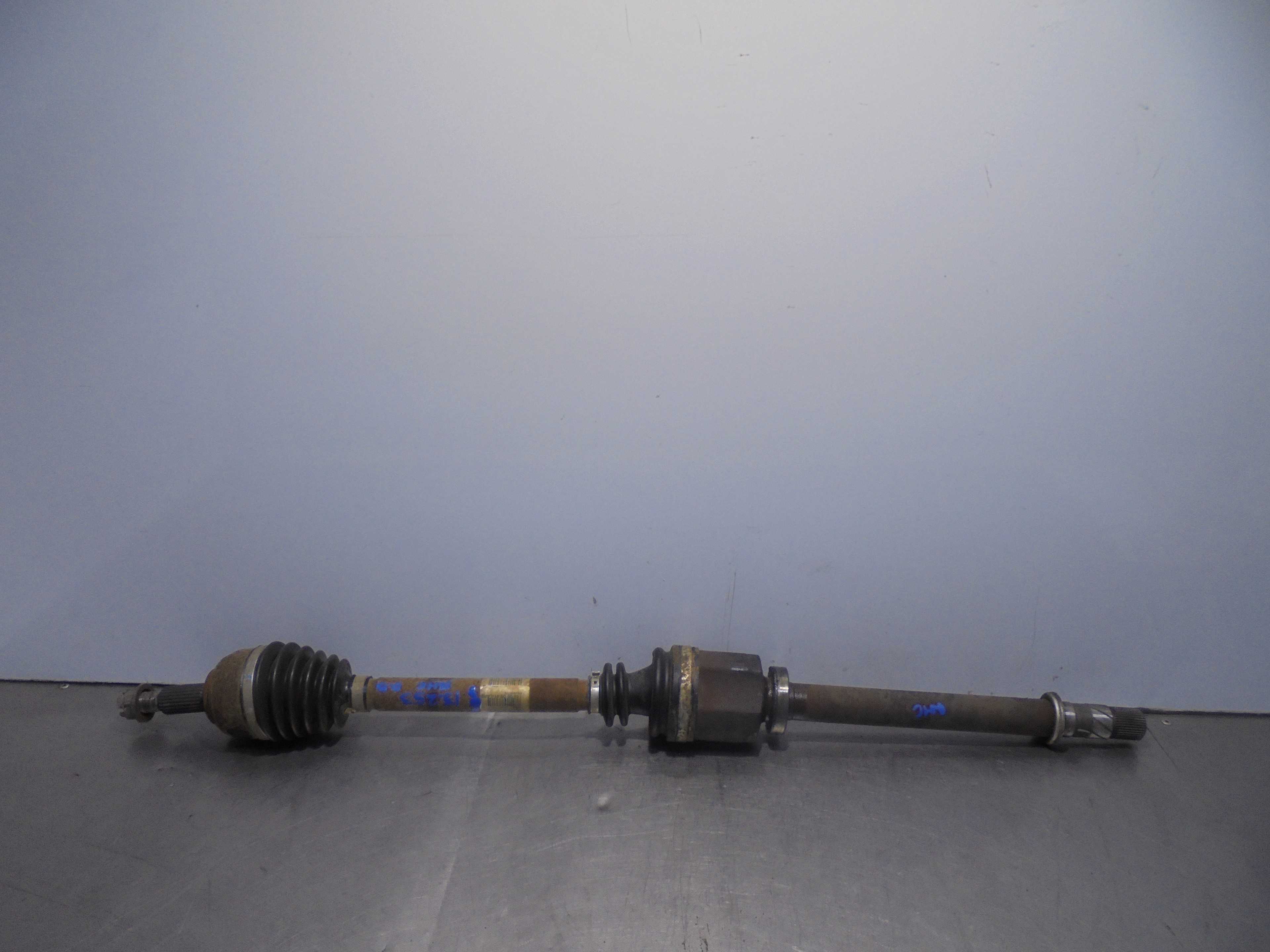 Recambio de transmision delantera derecha para renault megane ii berlina 5p confort dynamique referencia OEM IAM 8200436366  