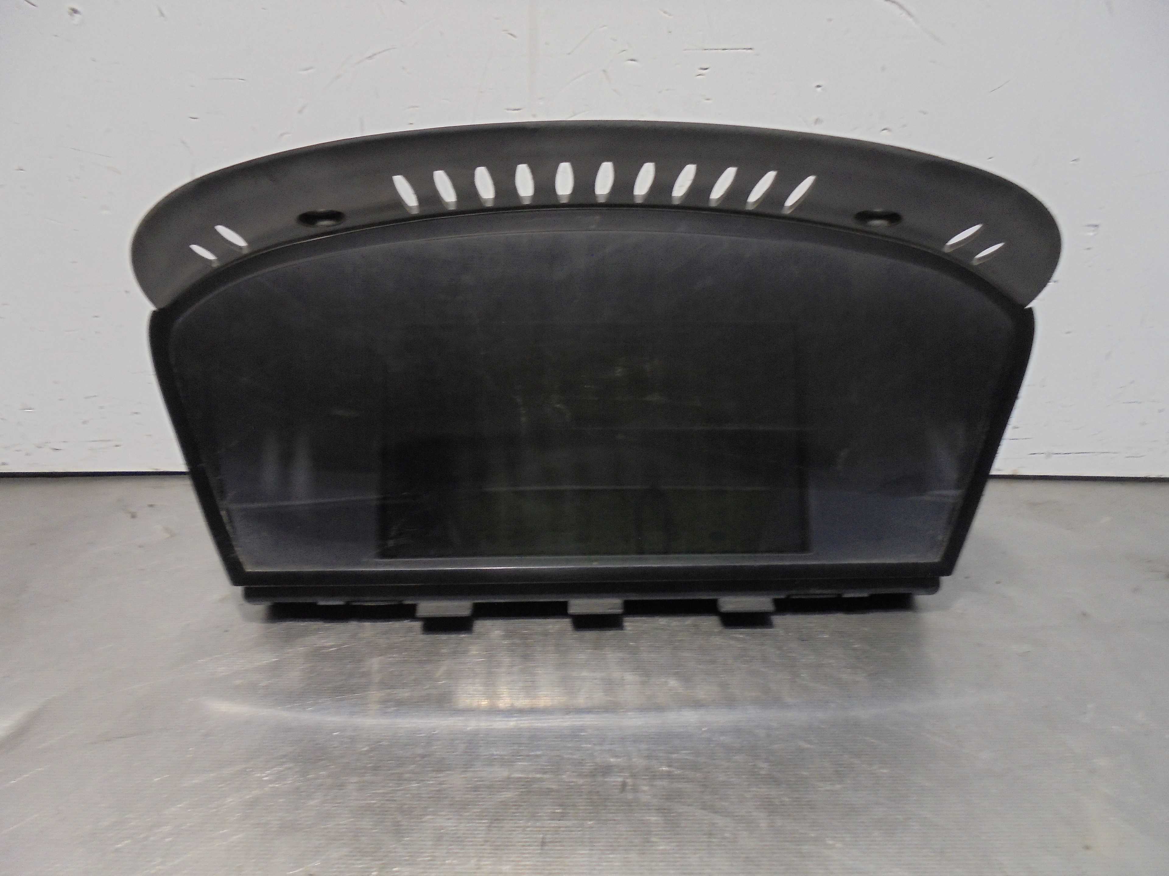 Recambio de pantalla multifuncion para bmw serie 5 berlina (e60) 530d referencia OEM IAM 65829111268  