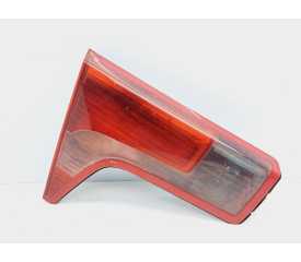 Recambio de piloto porton trasero izquierdo para citroën c5 berlina attraction referencia OEM IAM 89032711 VALEO 