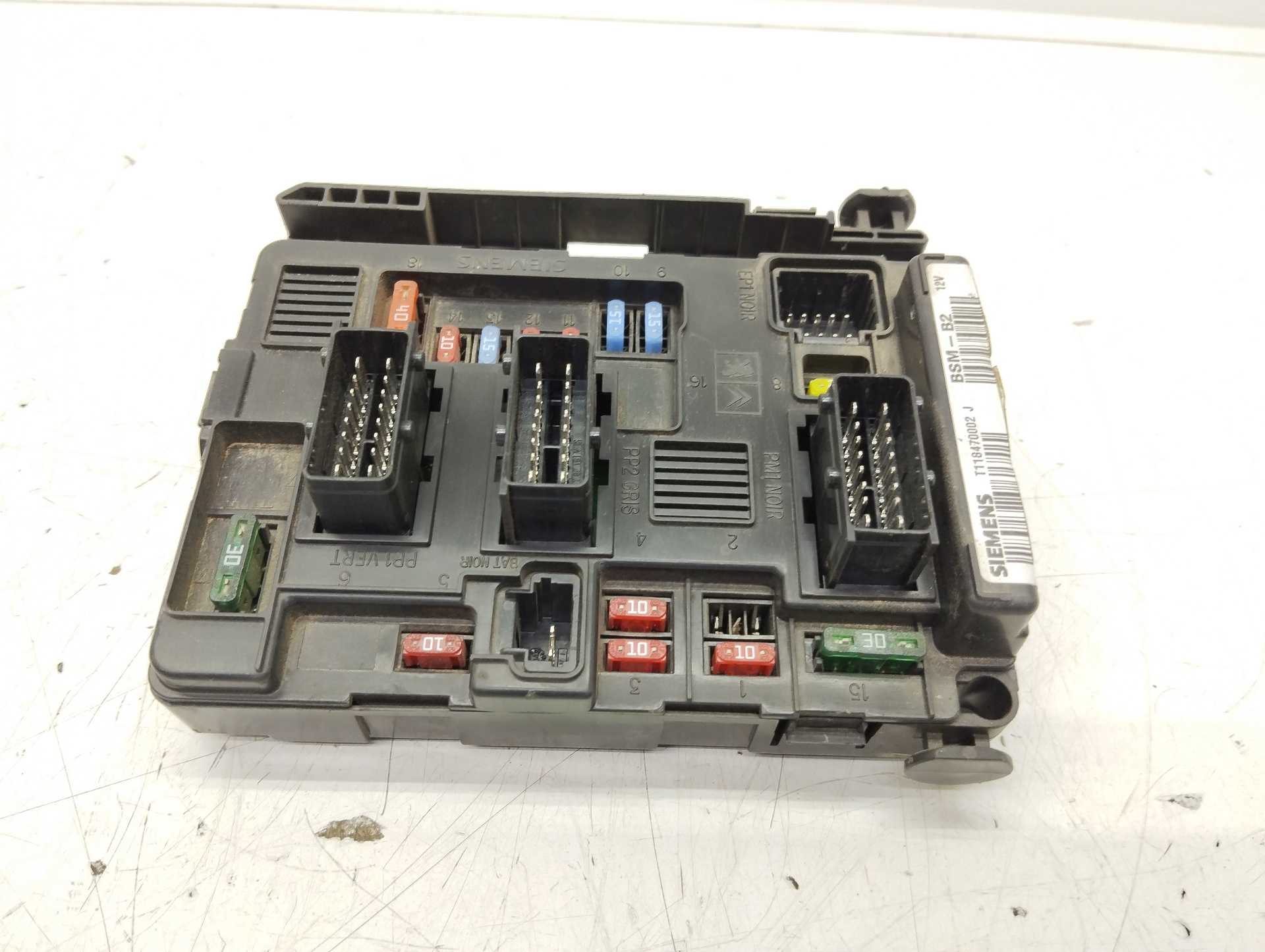 Recambio de centralita bcm para citroën berlingo 1.9 diesel referencia OEM IAM 965061858000 T118470002J SIEMENS