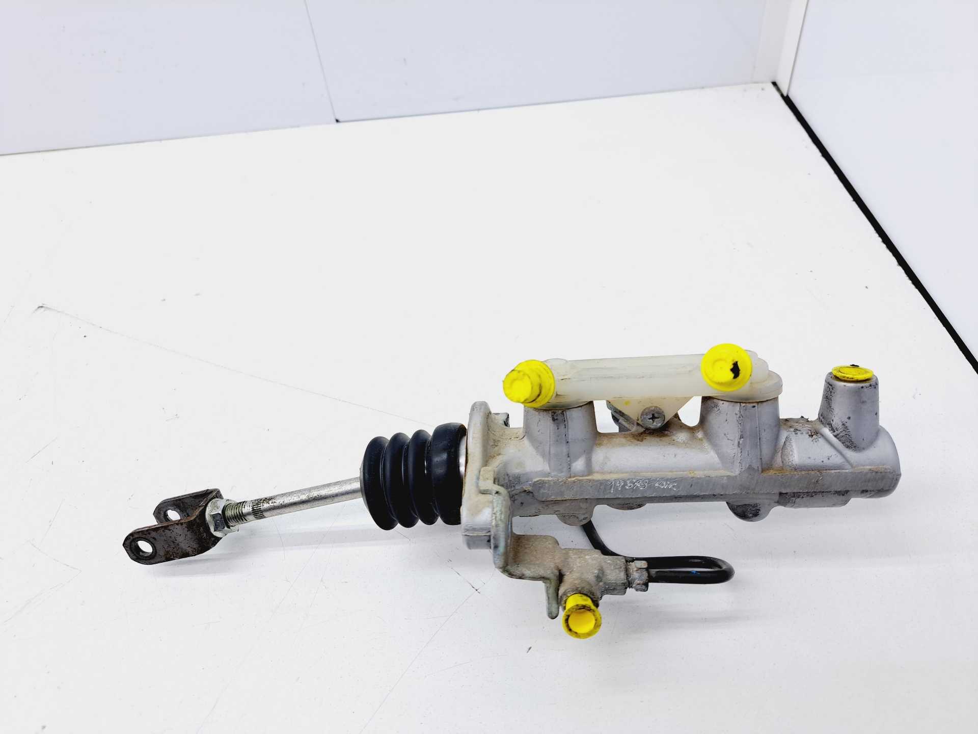 Recambio de bomba freno para toyota prius (nhw20) executive referencia OEM IAM   