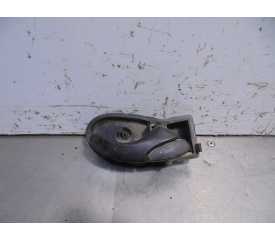 Recambio de maneta interior delantera derecha para ford transit mod.2000 caja abierta ft 300 2.0 corto referencia OEM IAM YC15V2