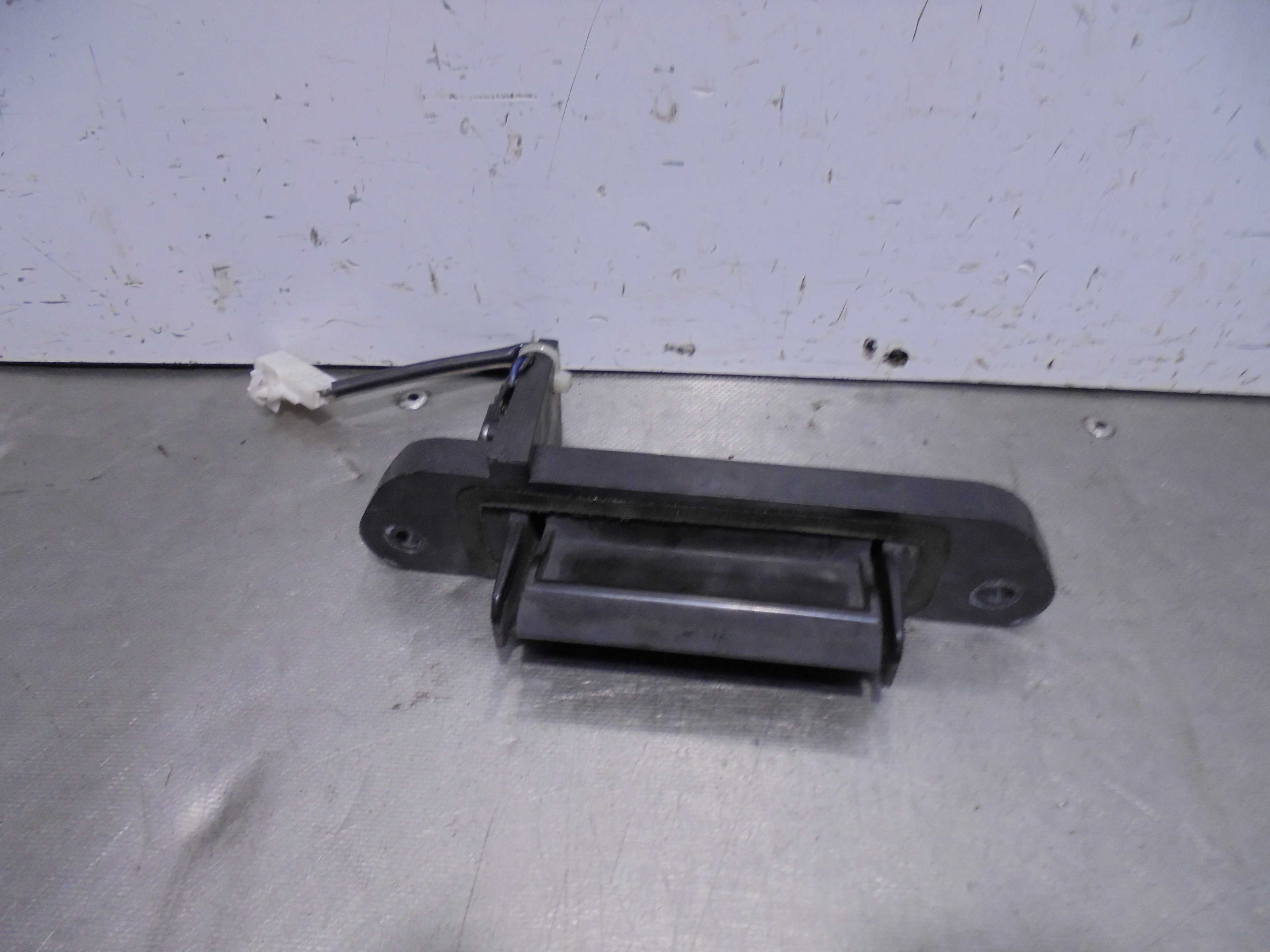 Recambio de maneta exterior porton para mitsubishi grandis (na0w) 2.0 di-d cat referencia OEM IAM   