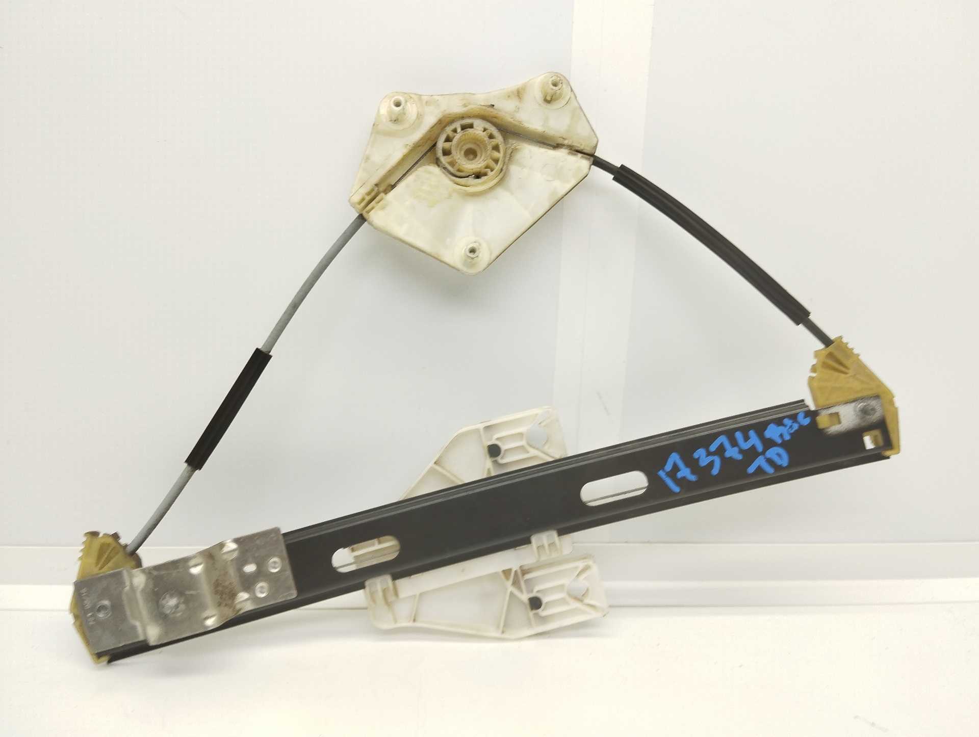 Recambio de elevalunas trasero derecho para seat leon (5f1) reference referencia OEM IAM 5F4839462  