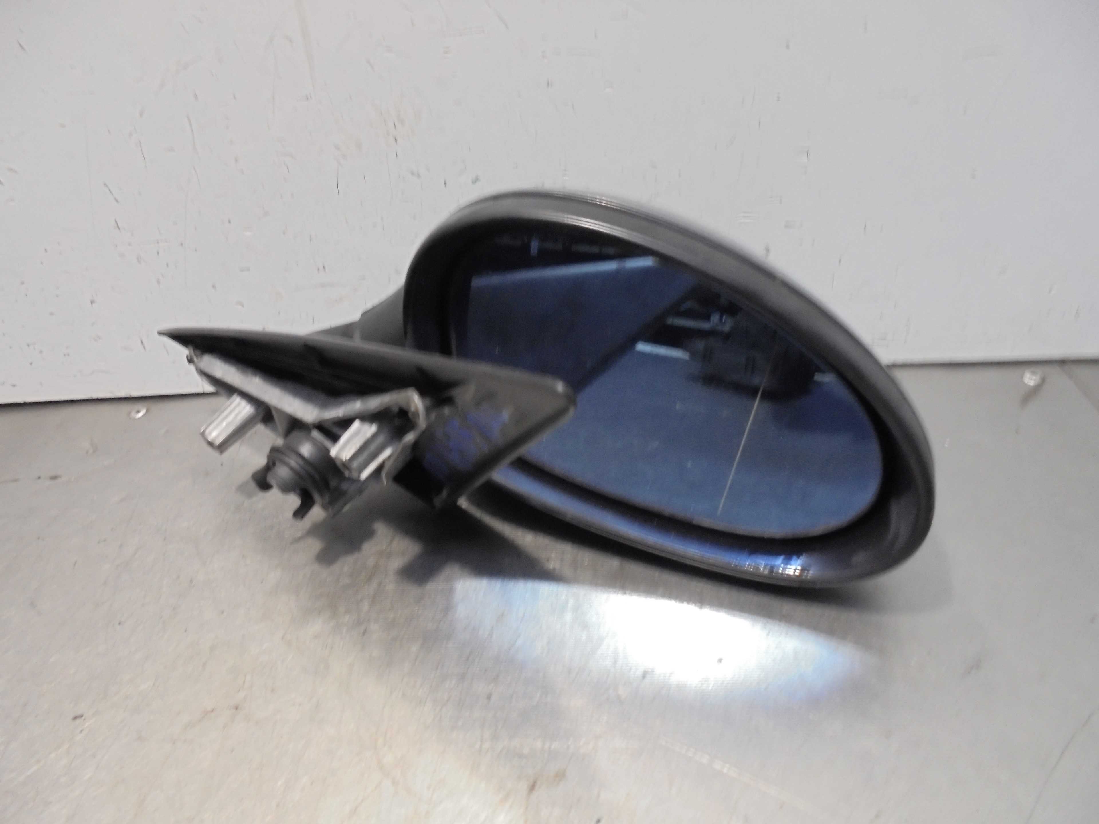 Recambio de retrovisor derecho para bmw serie 3 berlina (e90) 320d referencia OEM IAM  ELECTRICO 4 PUERTAS 