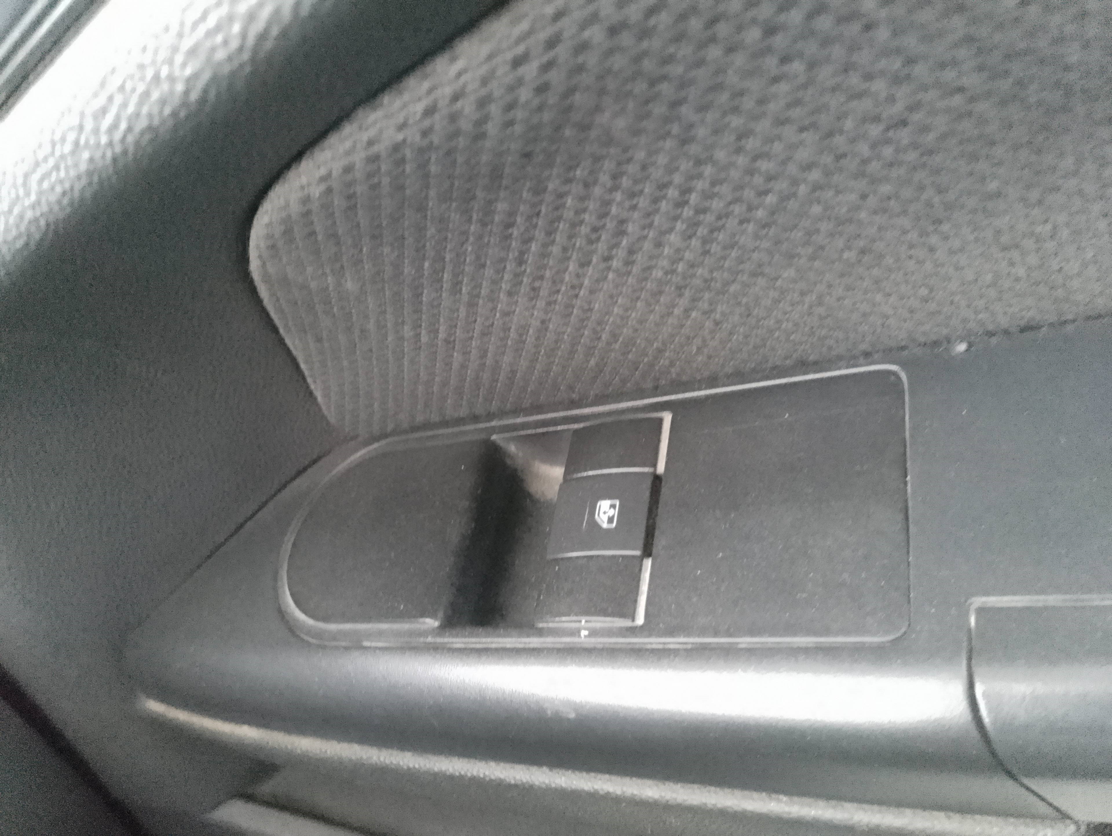 Recambio de mando elevalunas delantero derecho para opel astra h berlina cosmo referencia OEM IAM   