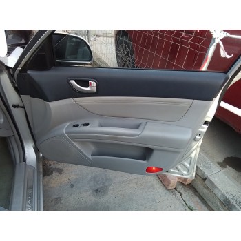 GUARNECIDO PUERTA DELANTERA DERECHA 