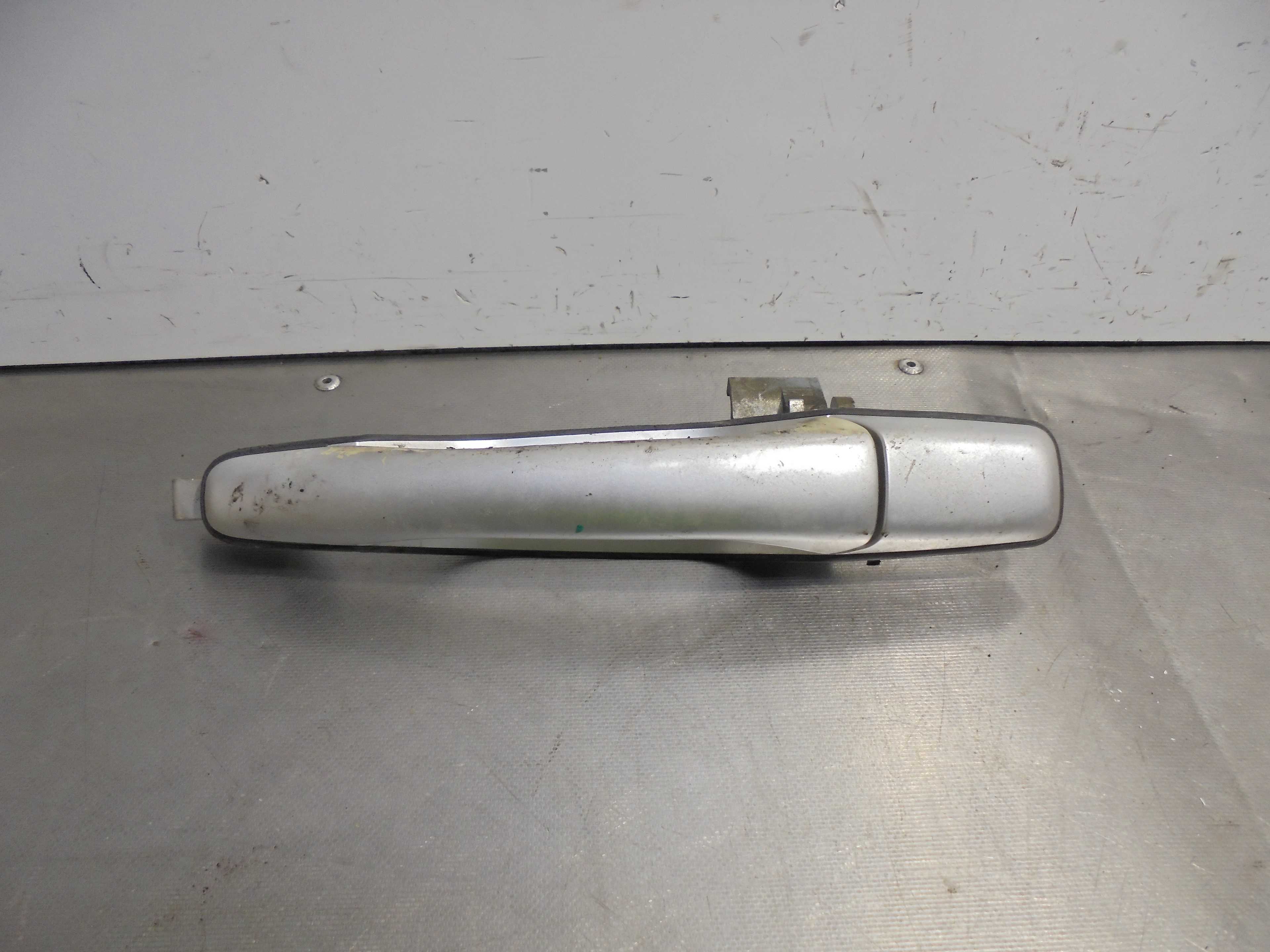 Recambio de maneta exterior trasera izquierda para mitsubishi grandis (na0w) 2.0 di-d cat referencia OEM IAM MR5261092  