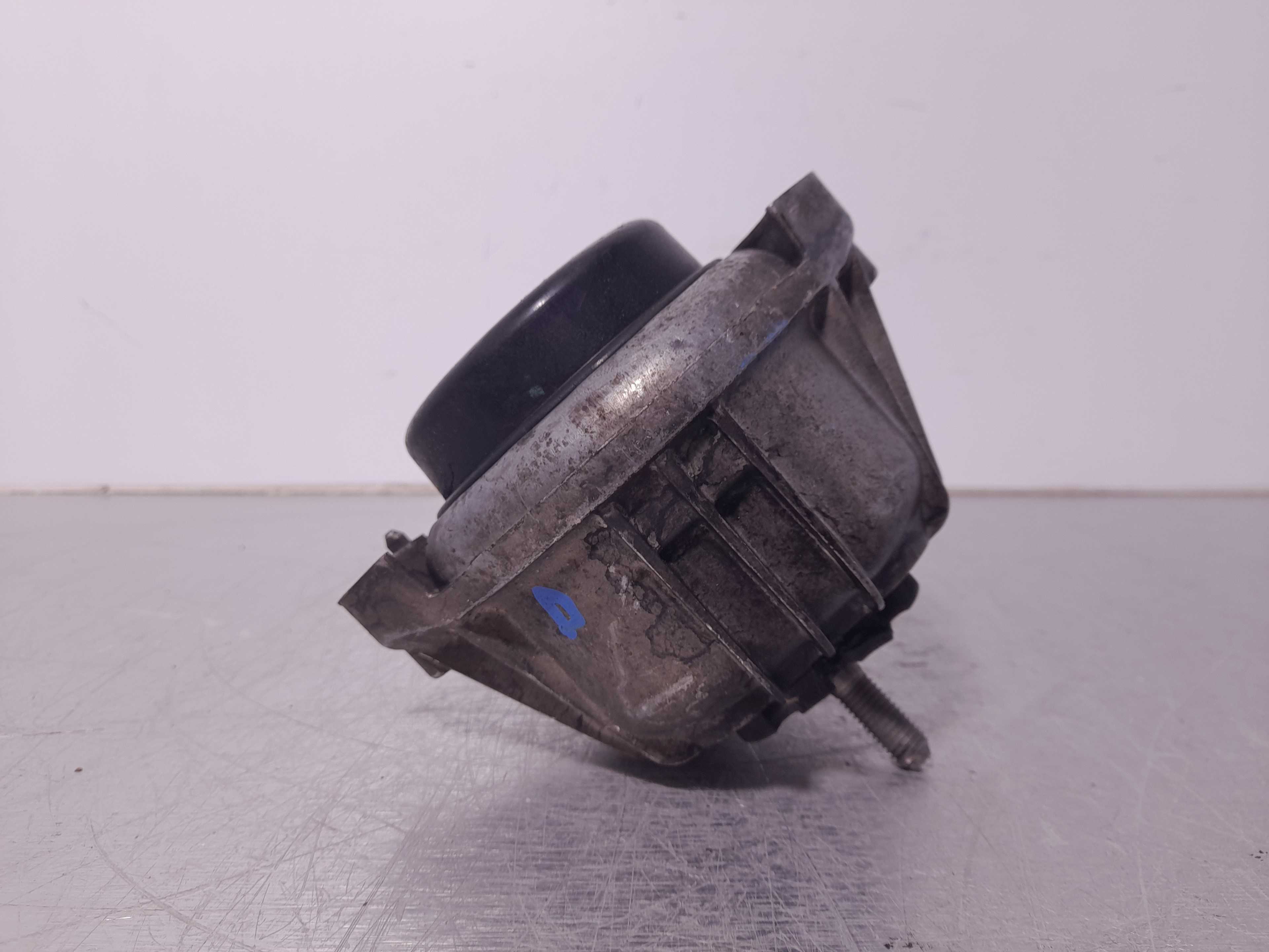Recambio de soporte motor izquierdo para bmw serie 3 berlina (e90) 320d referencia OEM IAM 13981112  