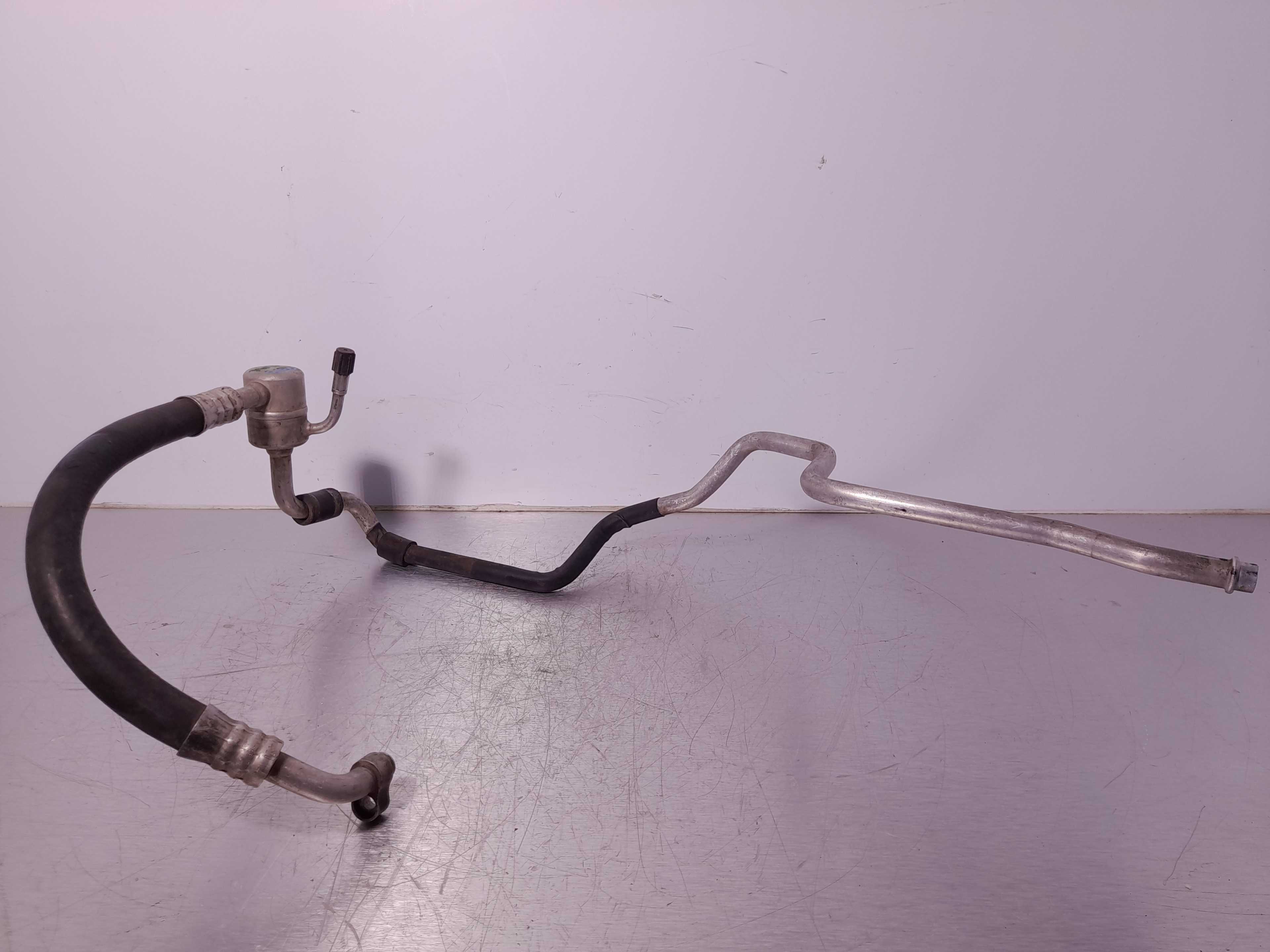 Recambio de tubos aire acondicionado para volkswagen golf iv berlina (1j1) básico referencia OEM IAM   
