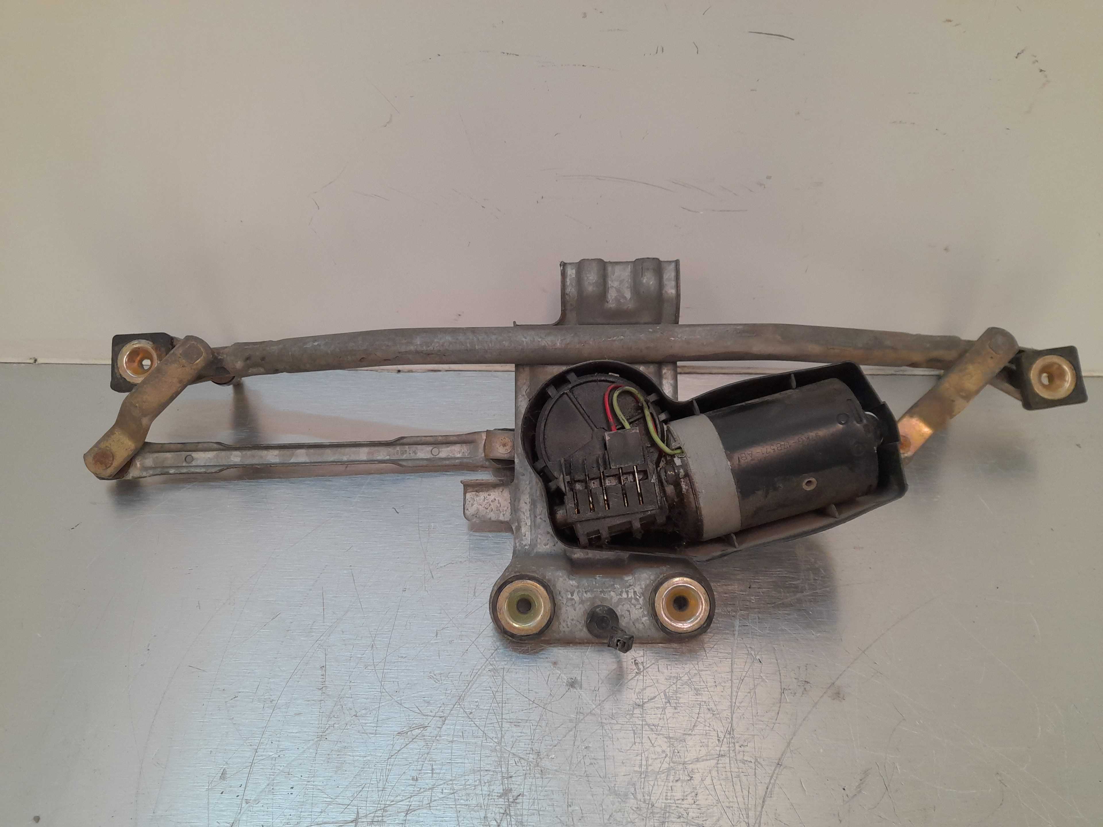 Recambio de motor limpia delantero para ford ka (ccq) básico referencia OEM IAM 0390241136  