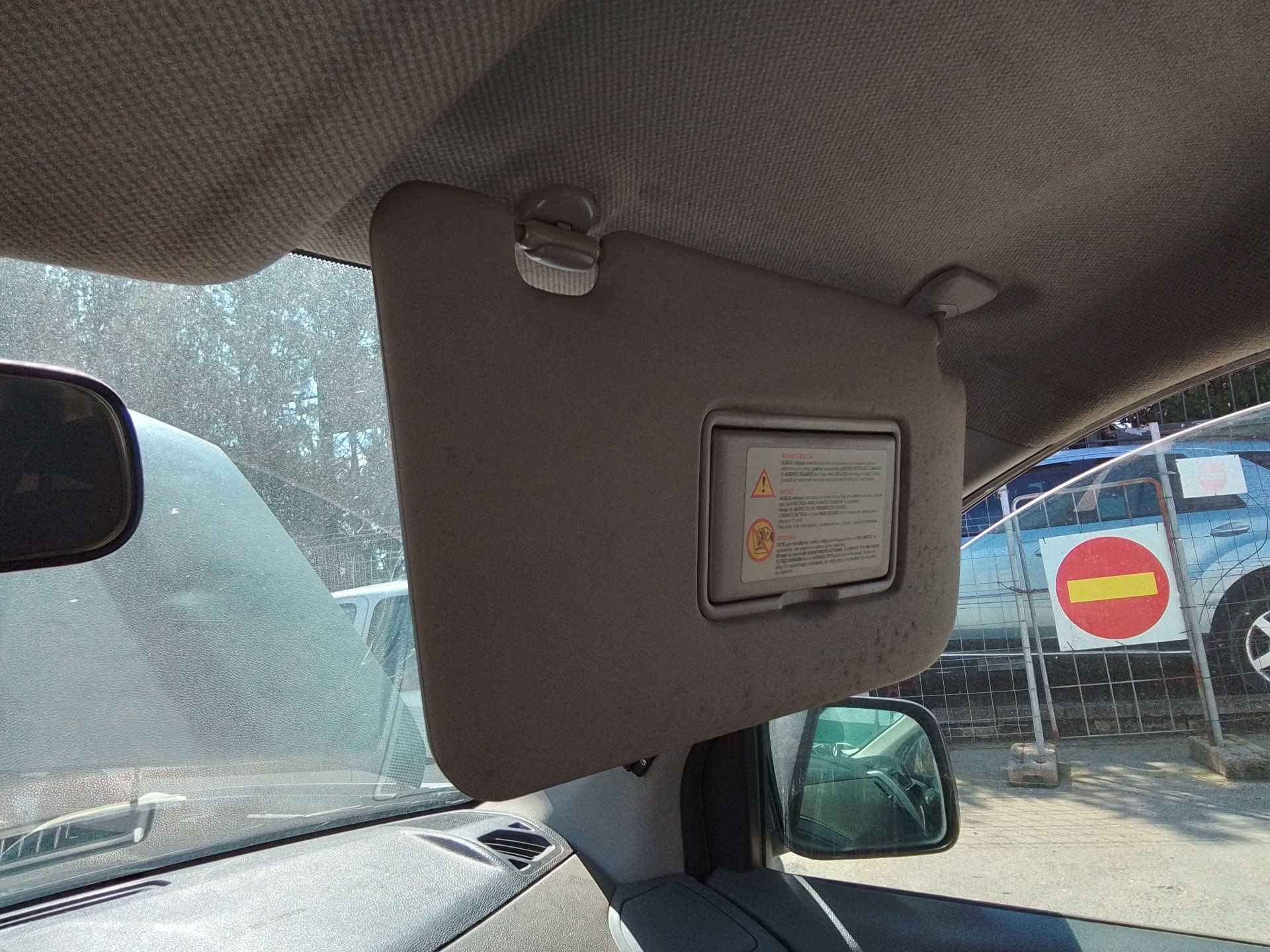 Recambio de parasol derecho para nissan x-trail (t30) referencia OEM IAM   
