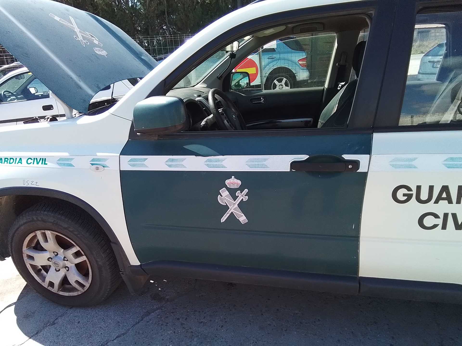 Recambio de puerta delantera izquierda para nissan x-trail (t30) referencia OEM IAM   