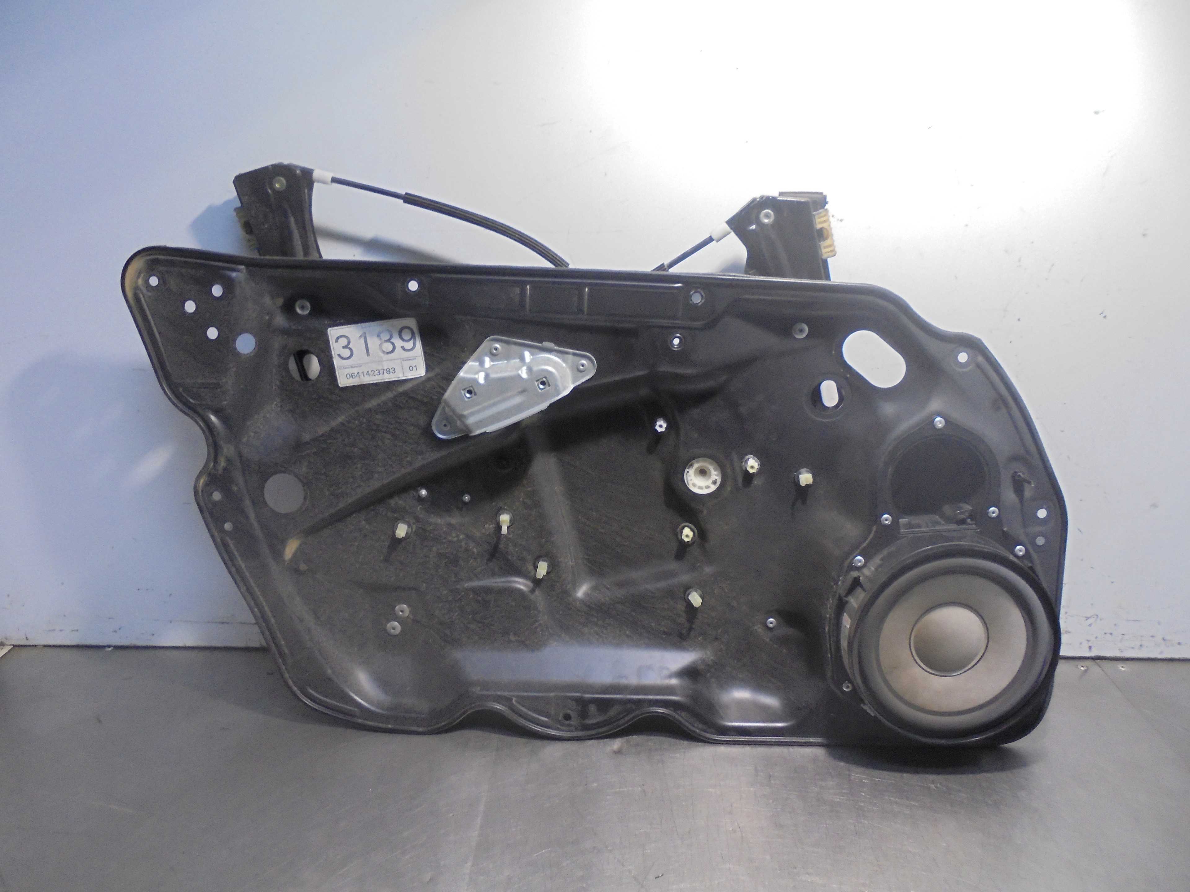 Recambio de elevalunas delantero izquierdo para volkswagen passat berlina (3c2) advance referencia OEM IAM 3C1837755G ELECTRICO 